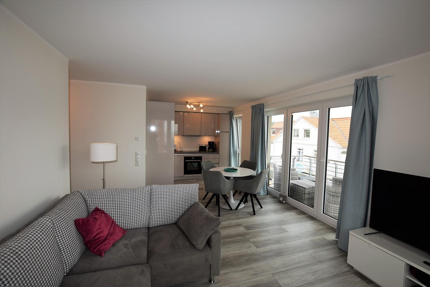 Apartment with Sea View photo 2