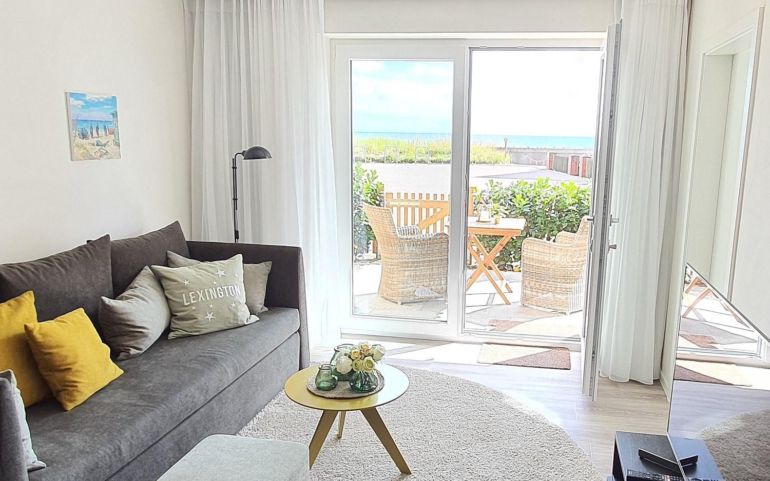 Apartment with Sea View photo 1