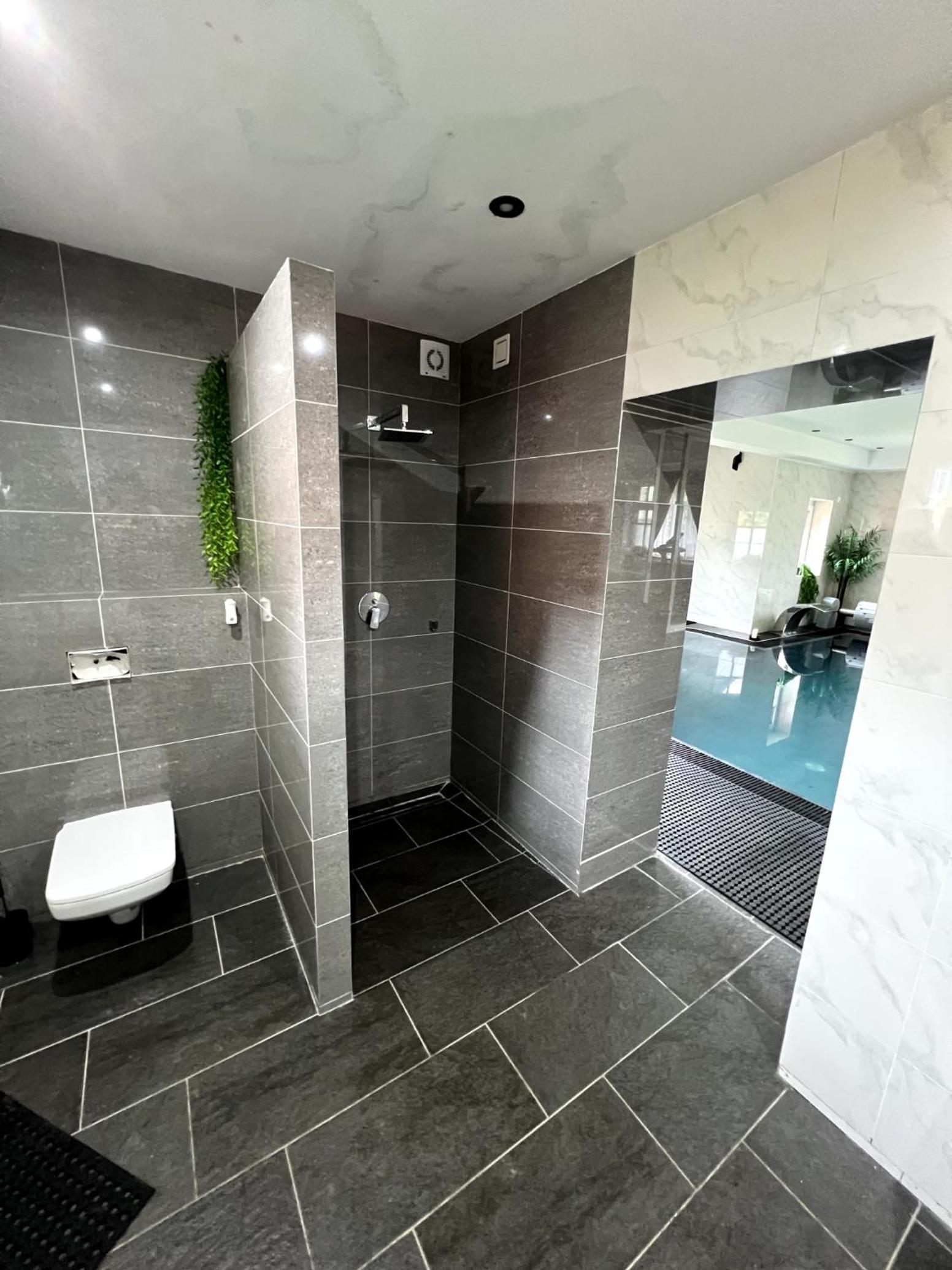 Villa photo 3