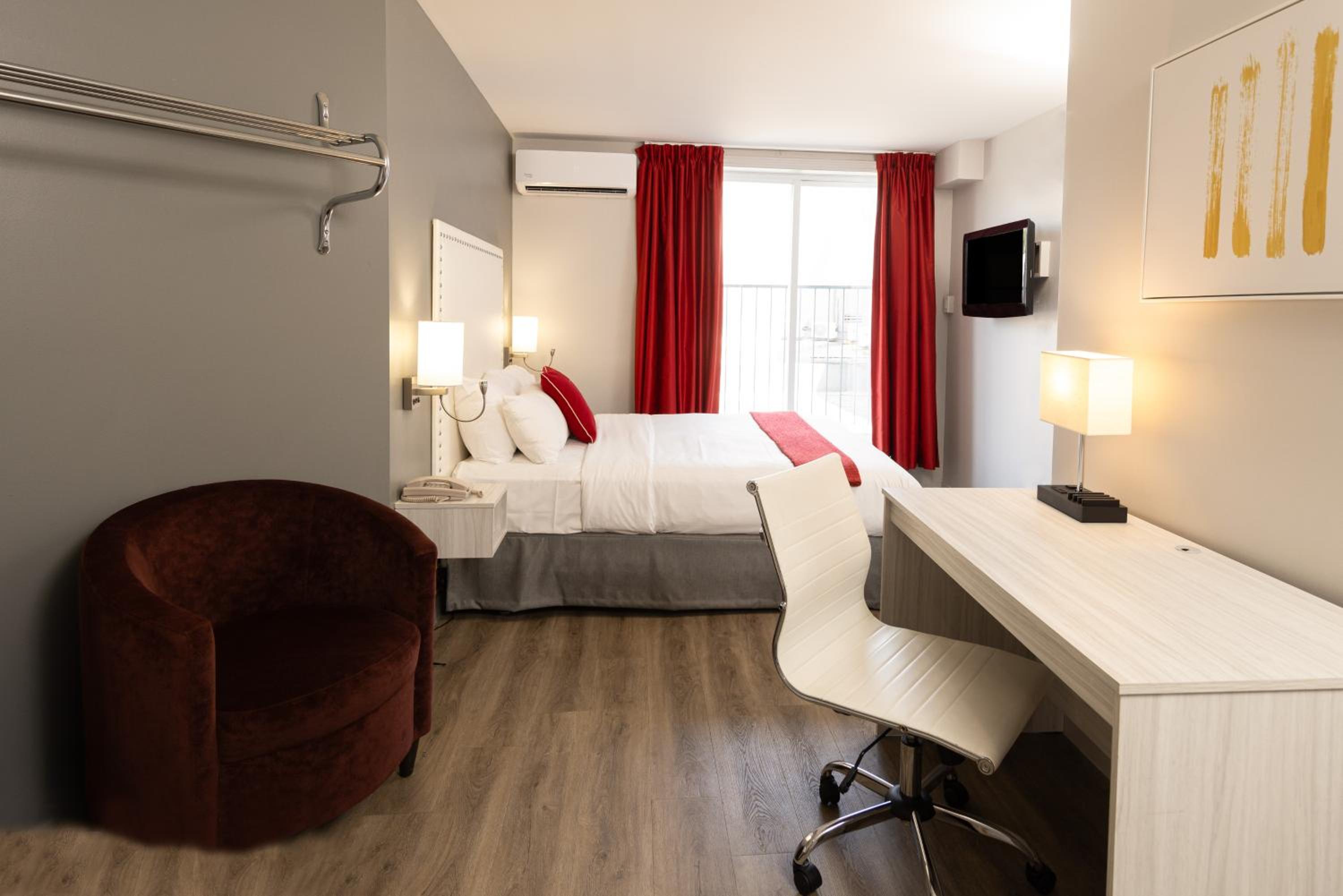 Triple Room - Photo 6
