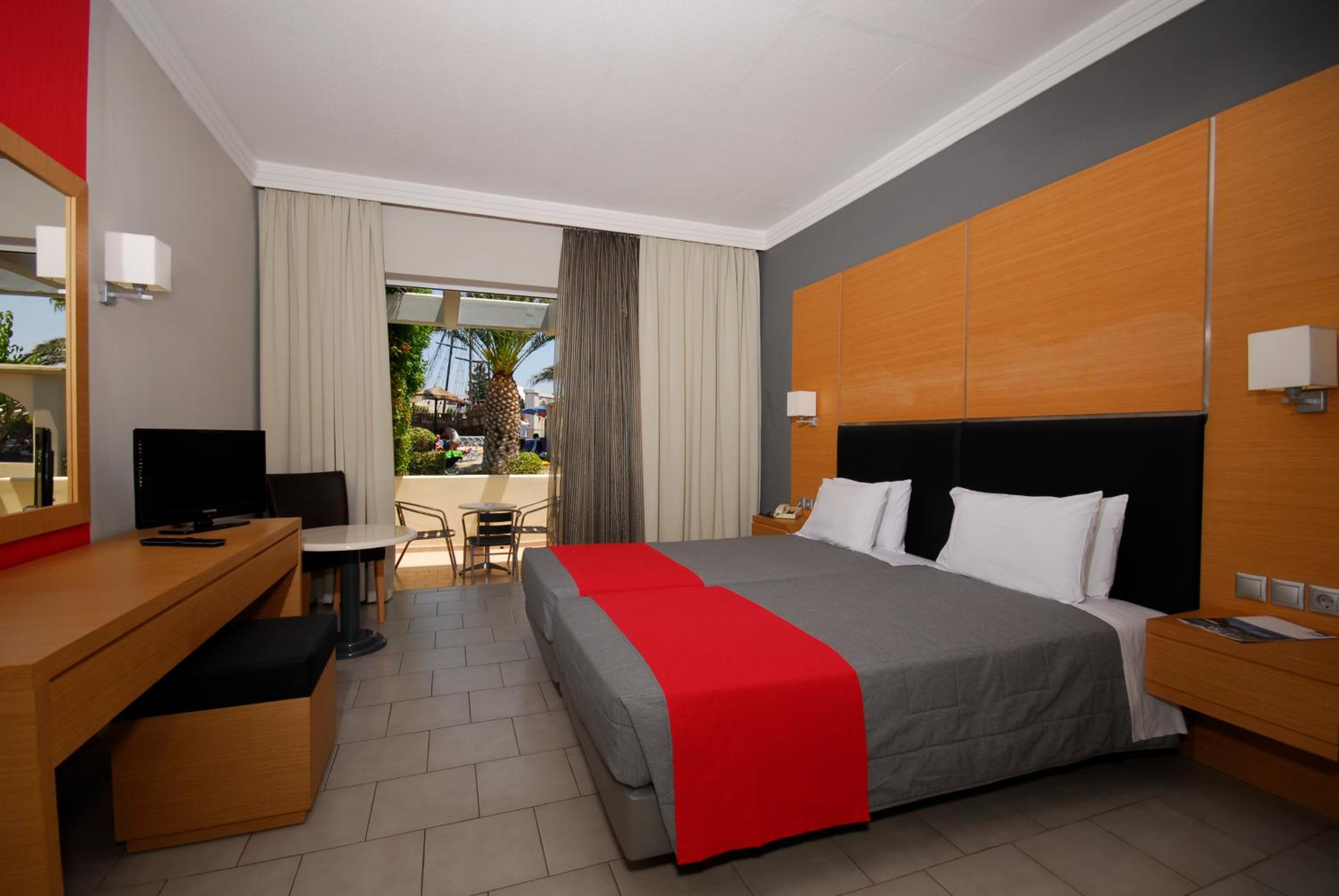 Double or Twin Room with Garden View