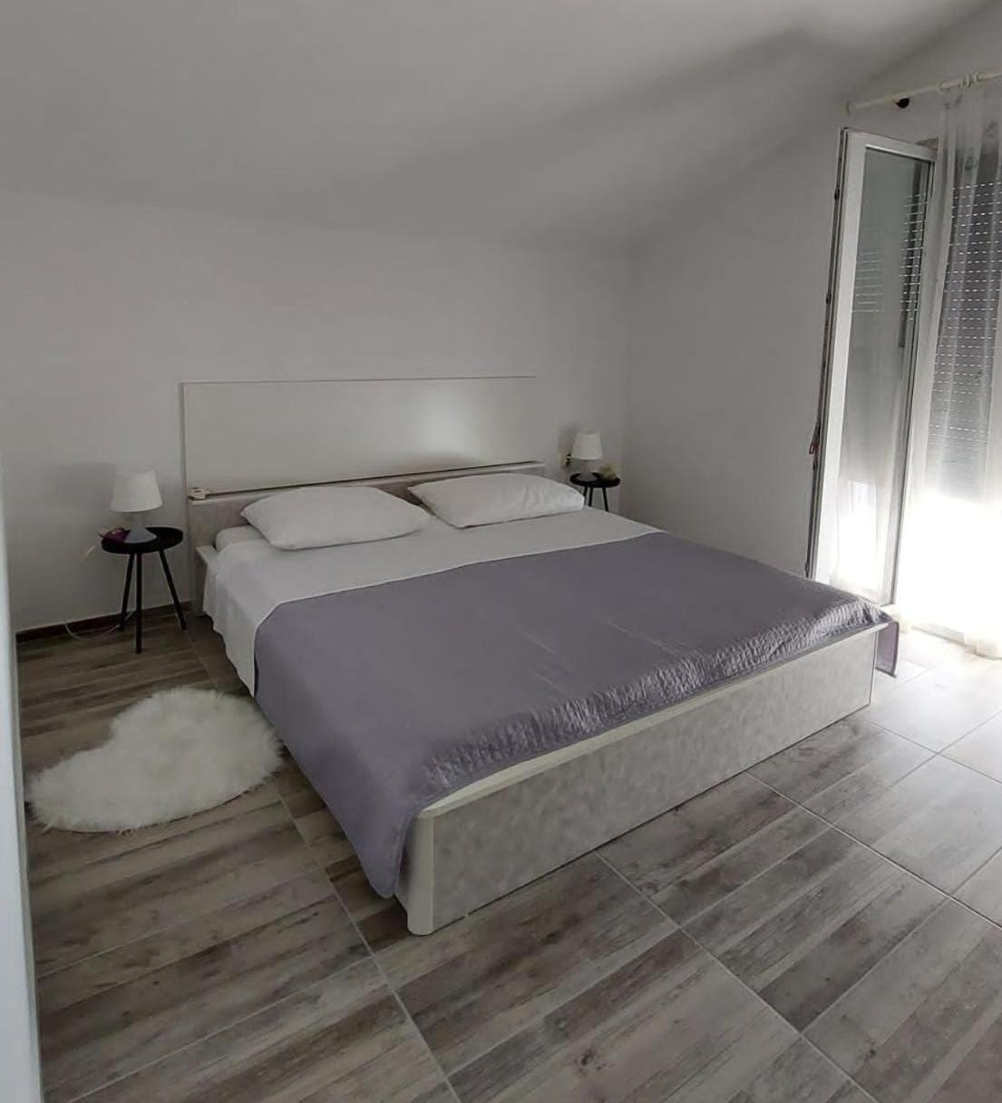 One-Bedroom Apartment - Sea Side photo 1