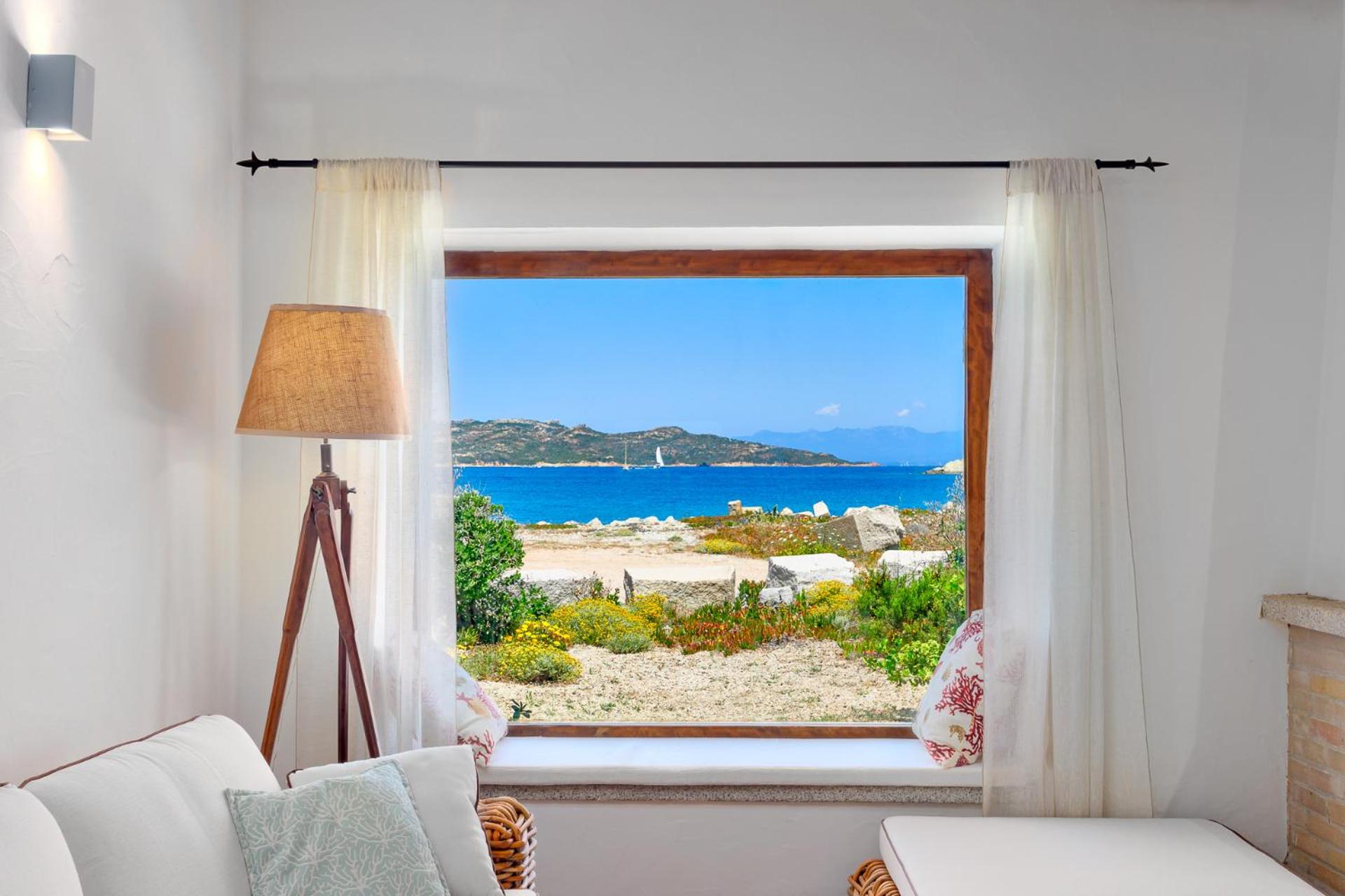 Three-Bedroom Villa photo 2