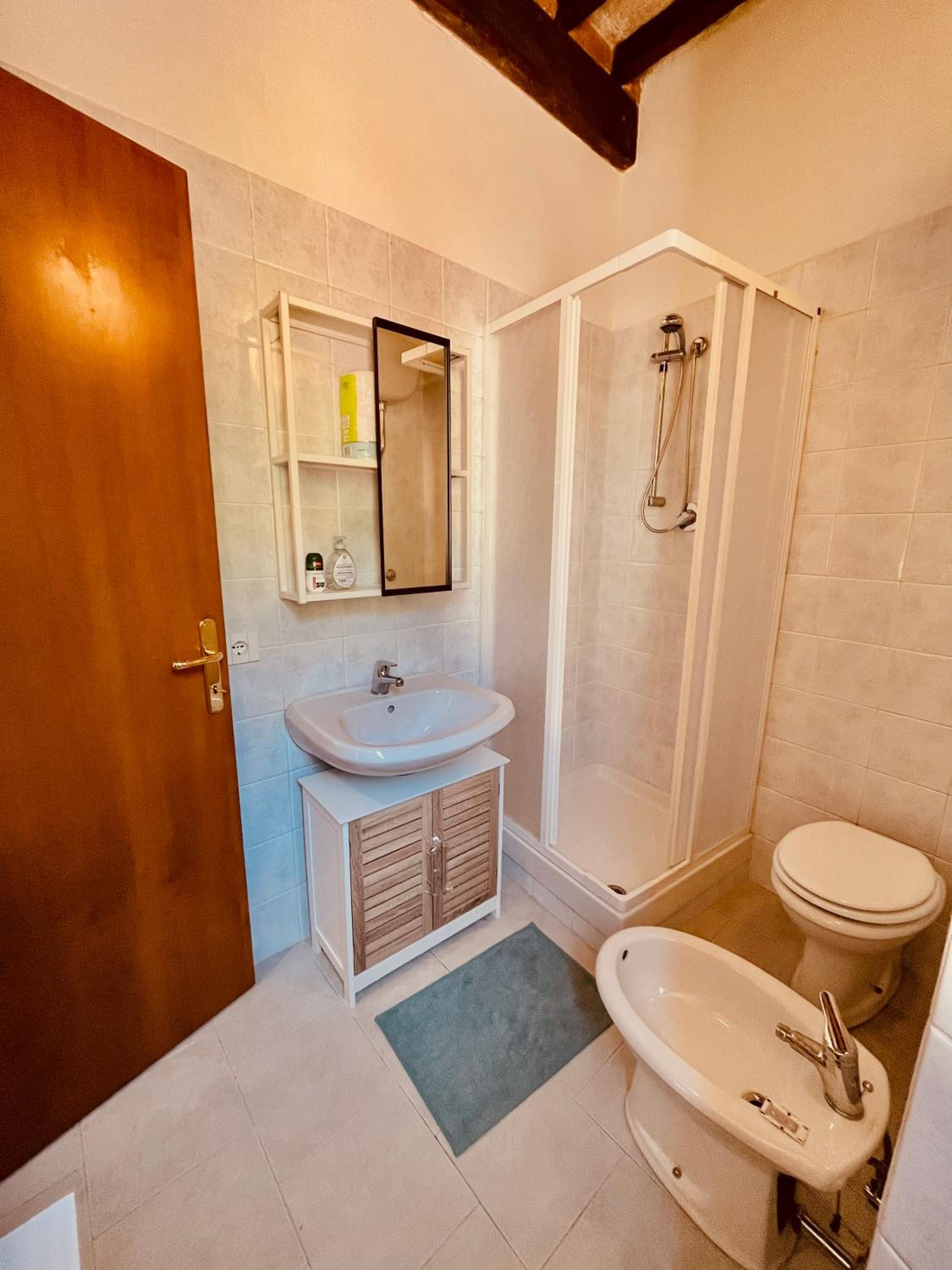Two-Bedroom Apartment photo 2