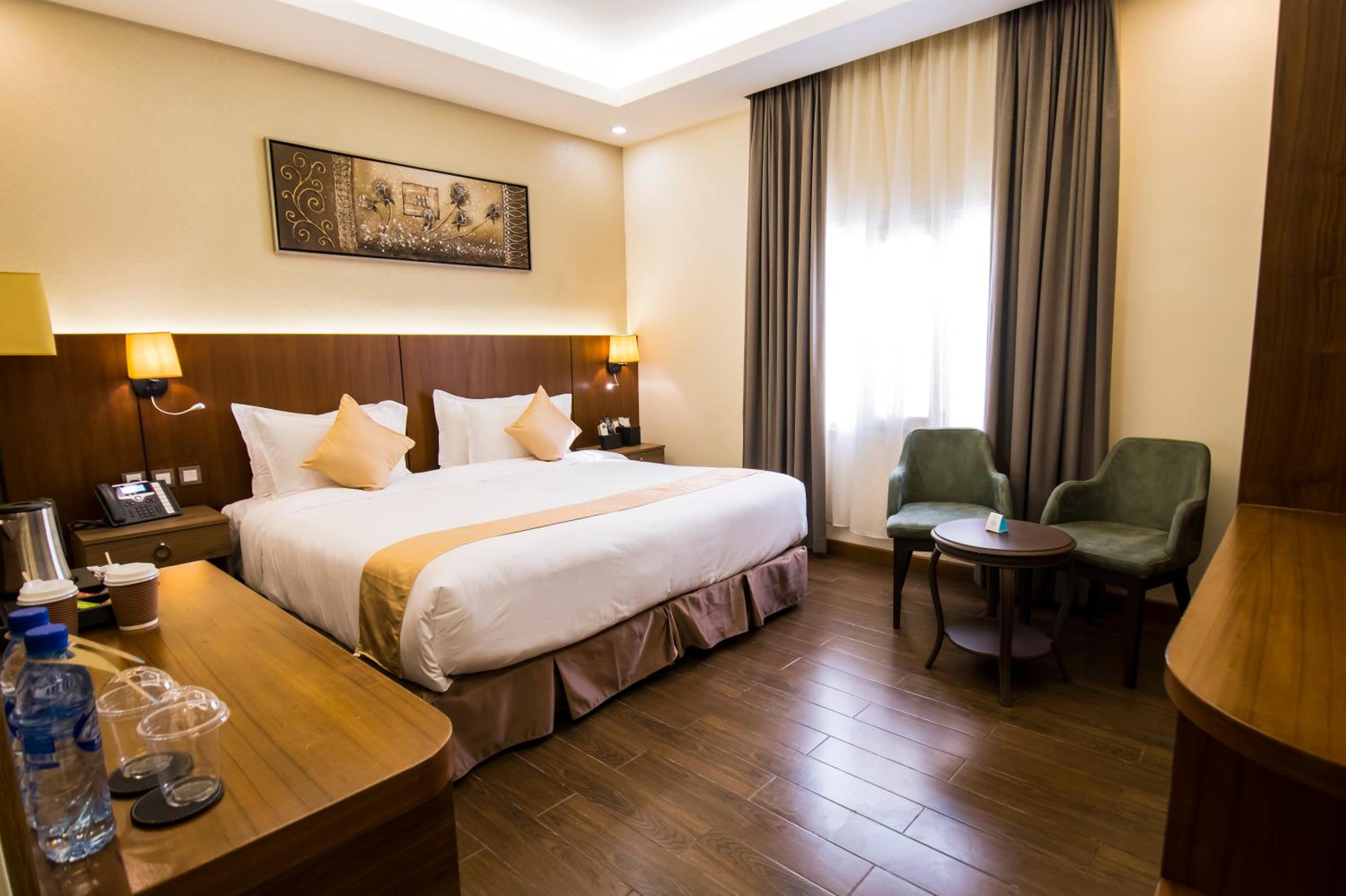 Standard Twin Room - Photo 2