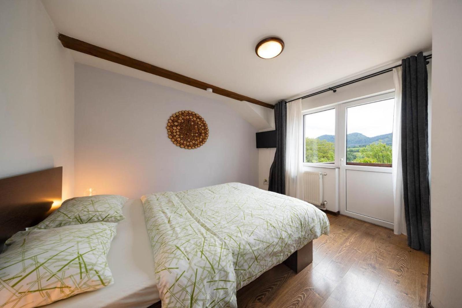 King Room with Balcony photo 1