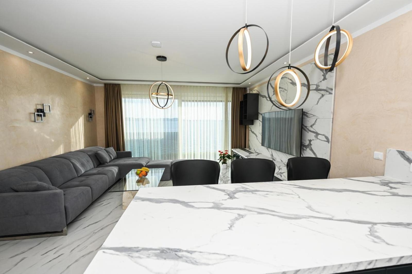 Deluxe Triple Room with Sea View
