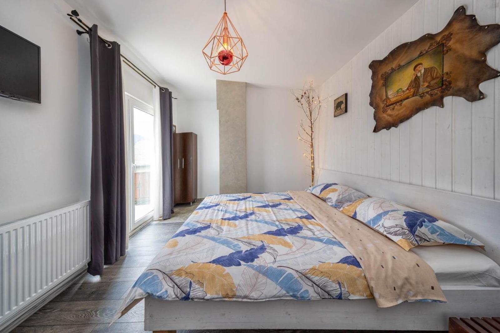 Deluxe Room (2 Adults + 1 Child) photo 3