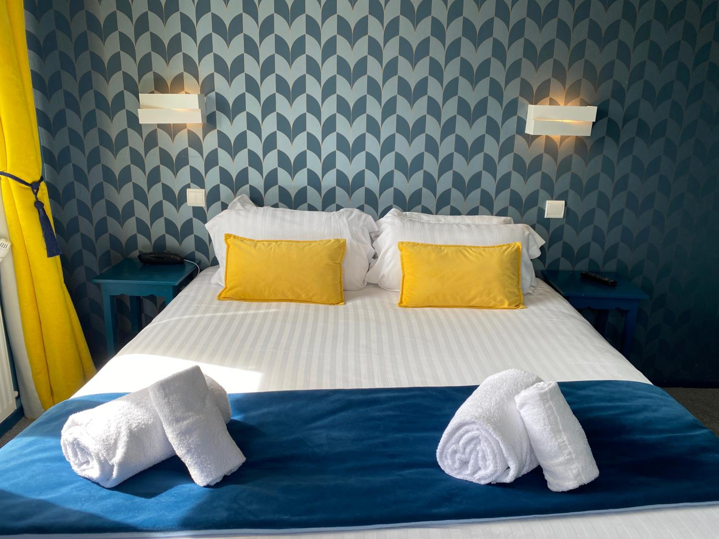 Standard Double Room - Photo 5