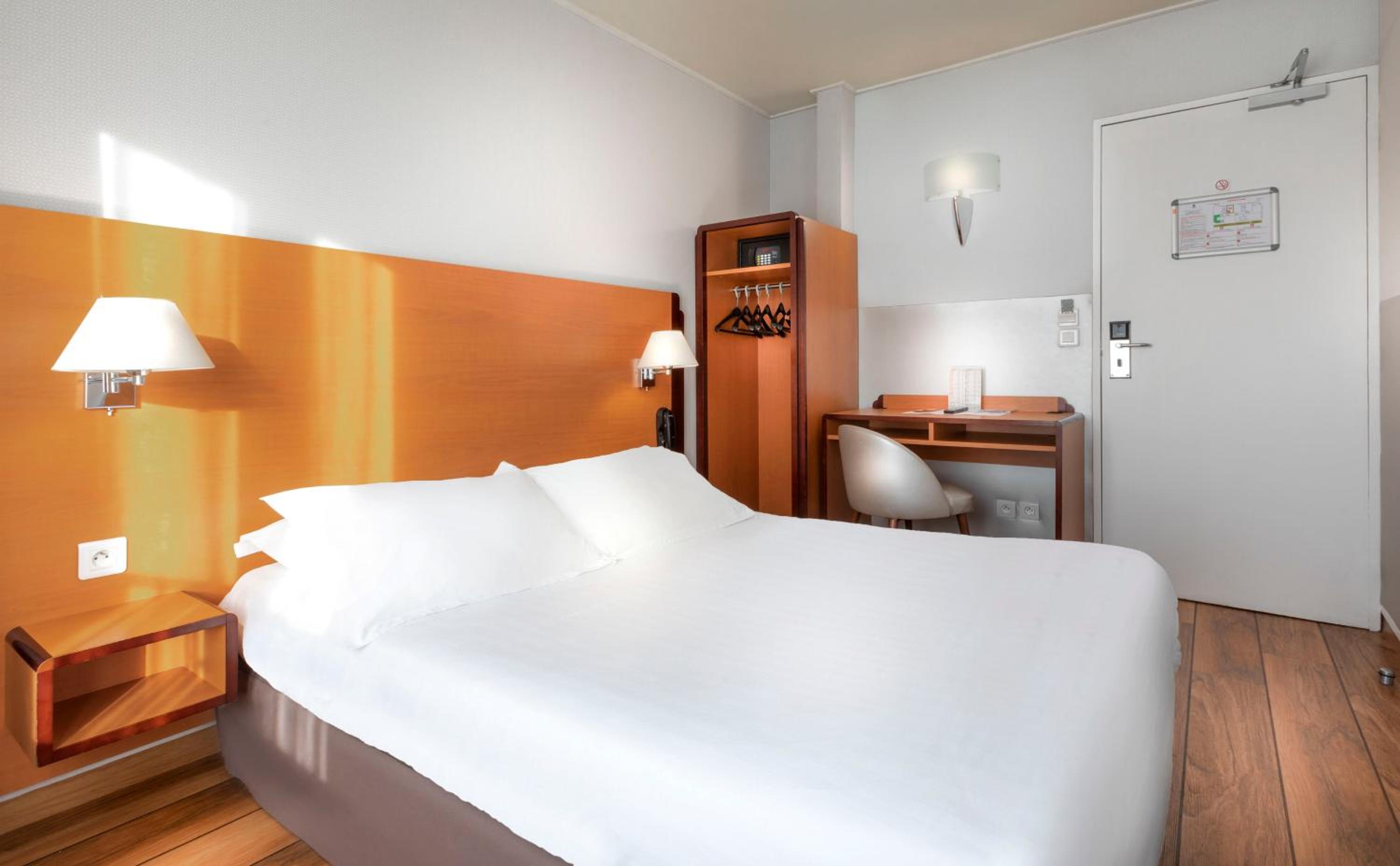 Double Room photo 2