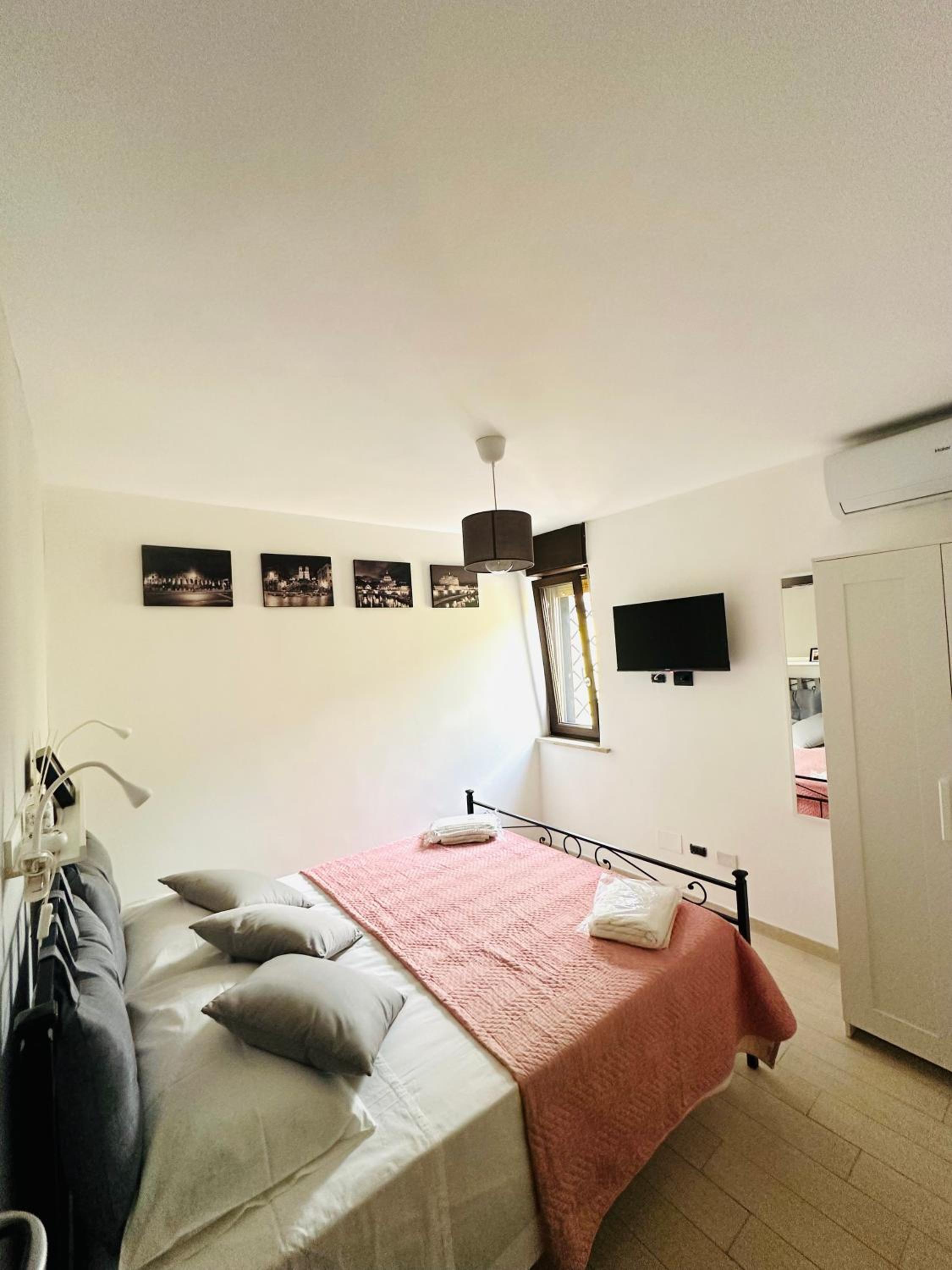 Two-Bedroom Apartment photo 3