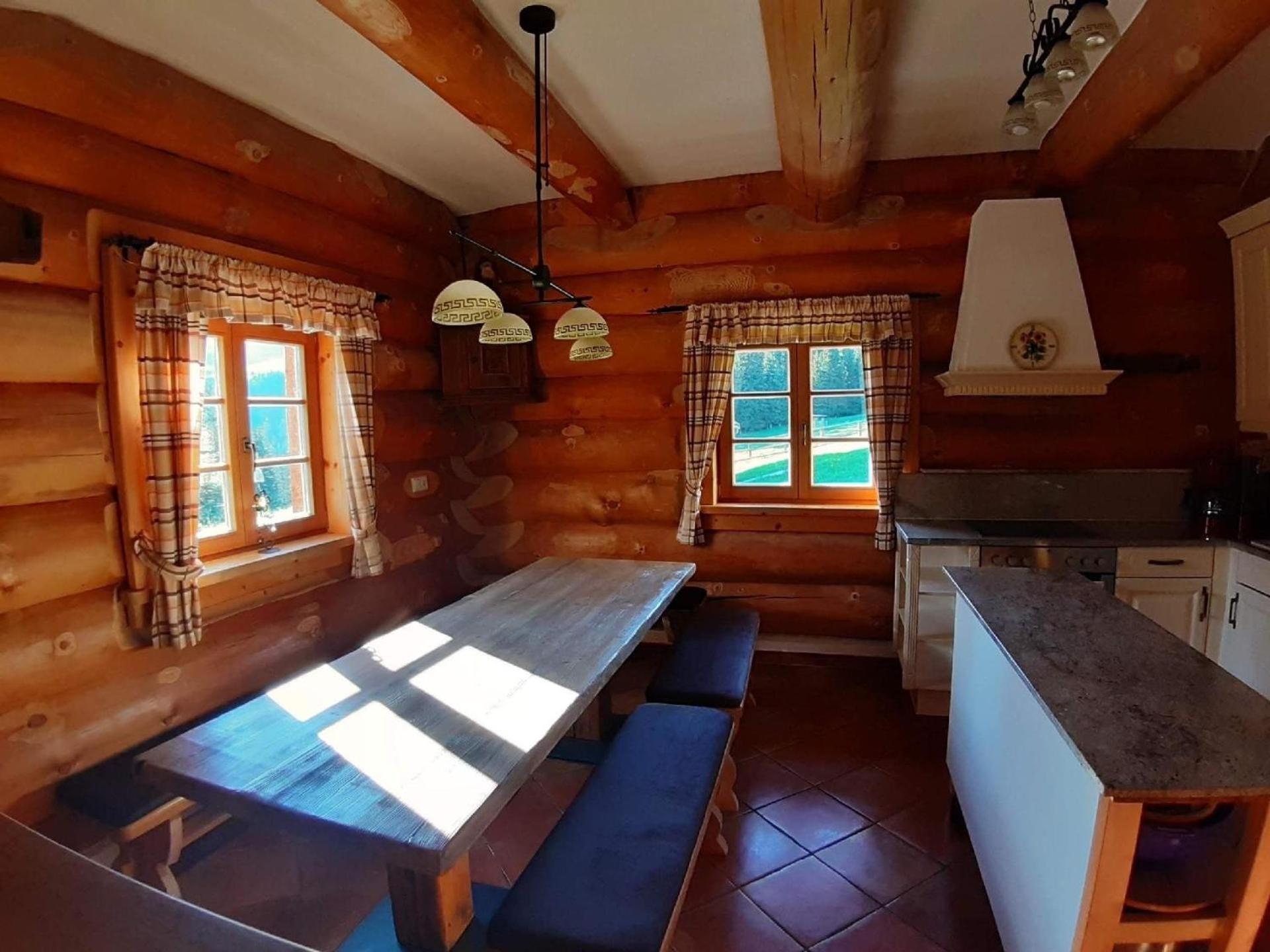 Three-Bedroom Vacation Home  photo 3