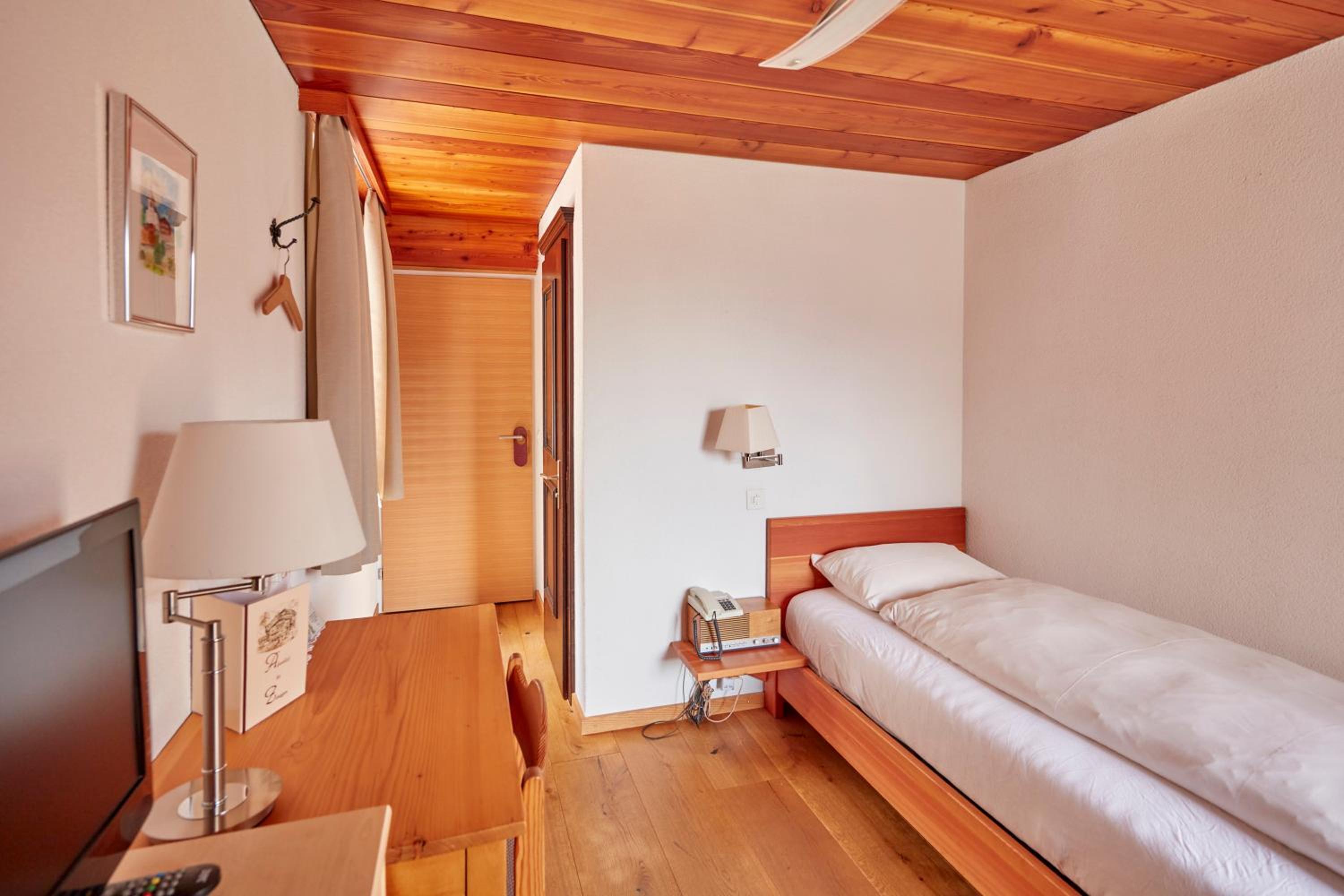 Single Room with Balcony photo 1