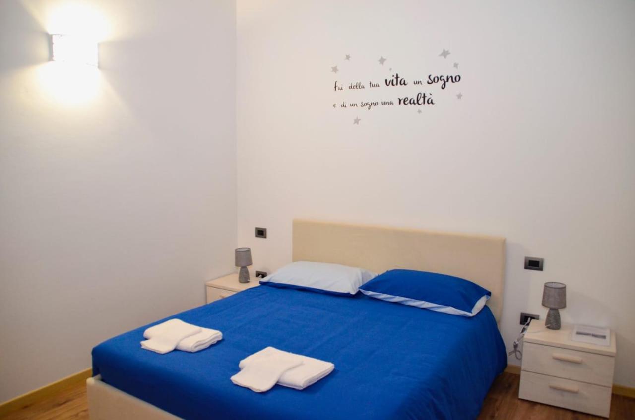 Double Room with Balcony (2 Adults + 1 Child) photo 1