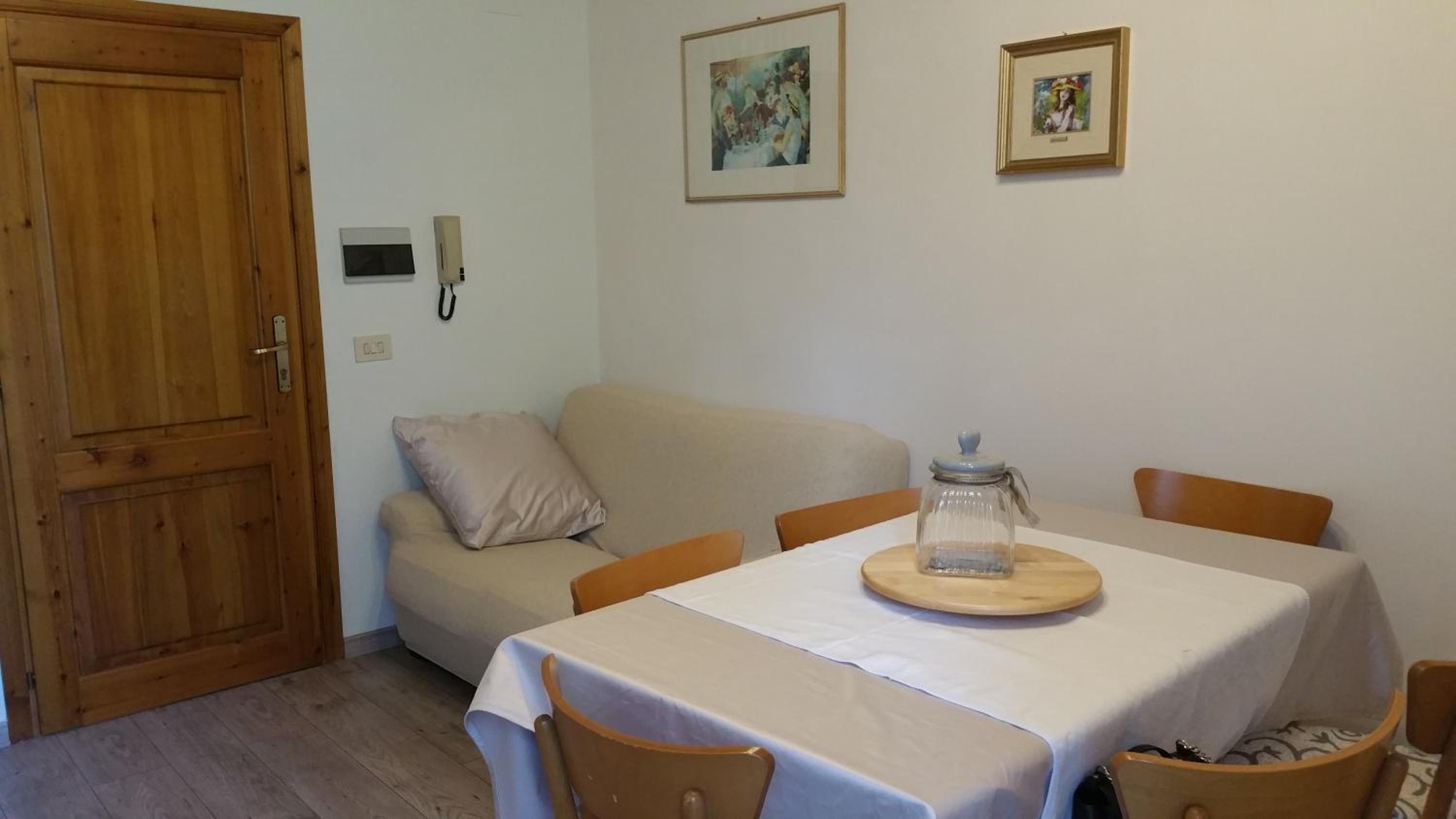 Apartment With Park View photo 3