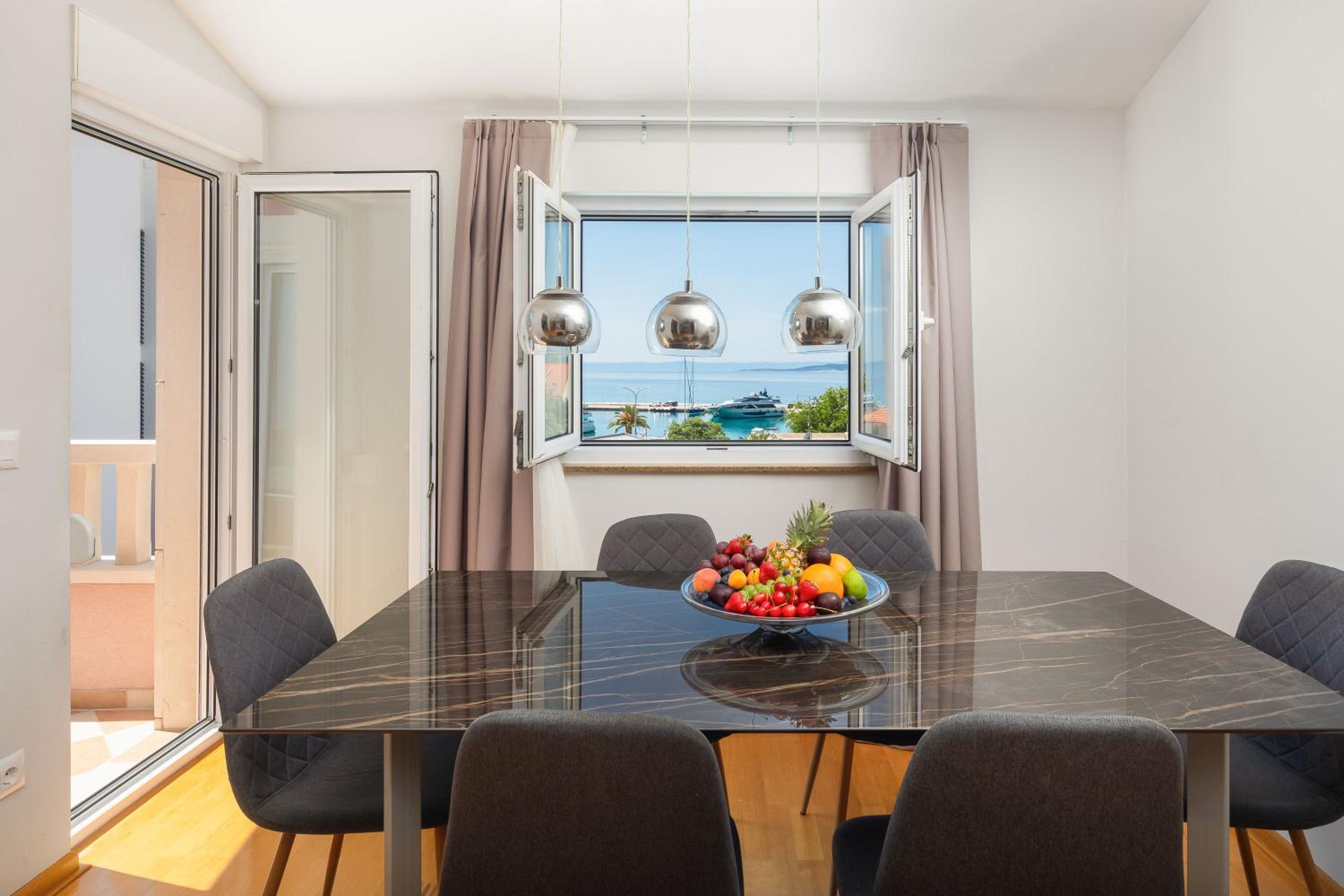 Penthouse Apartment photo 2