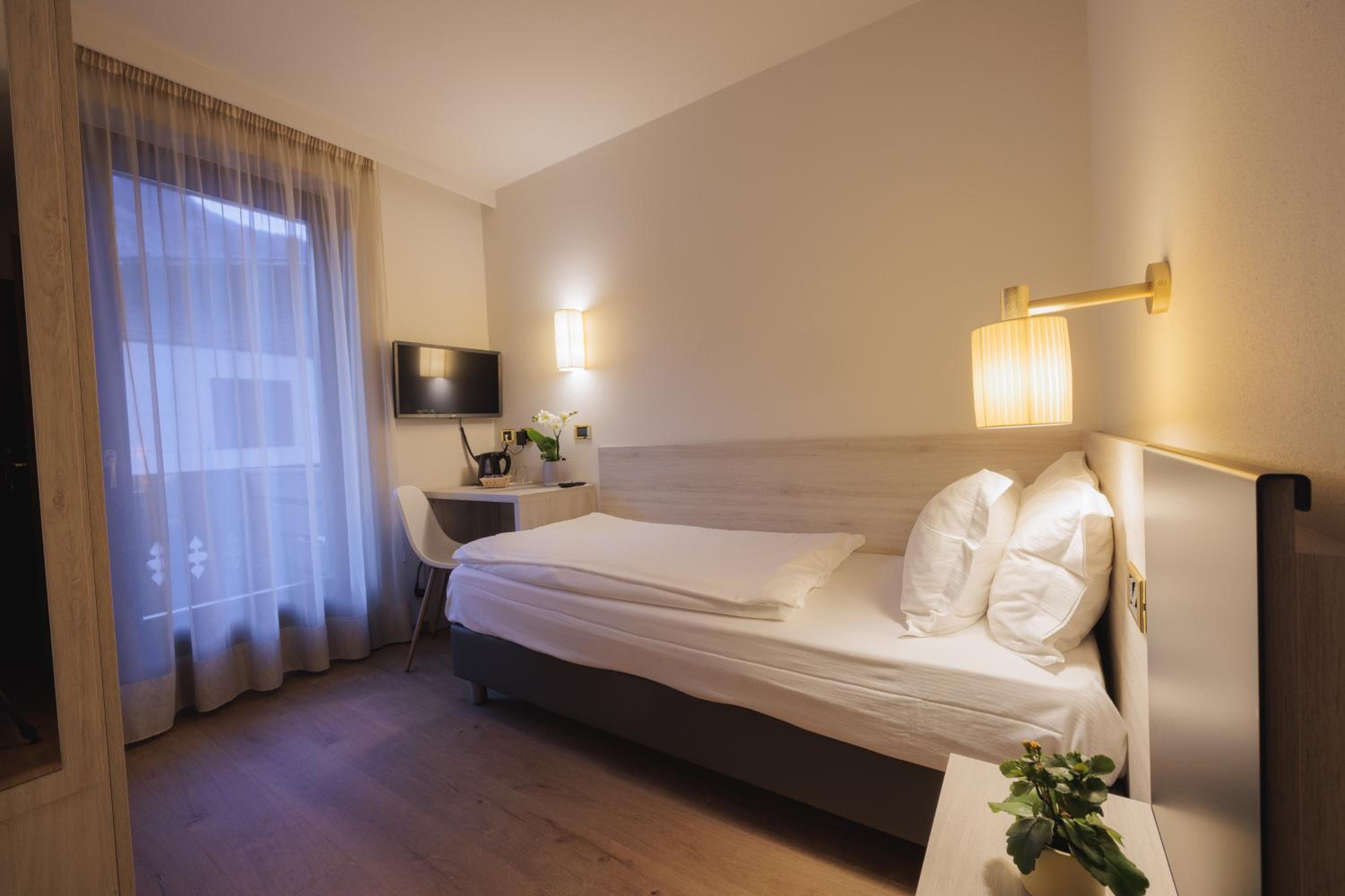 Single Room photo 2