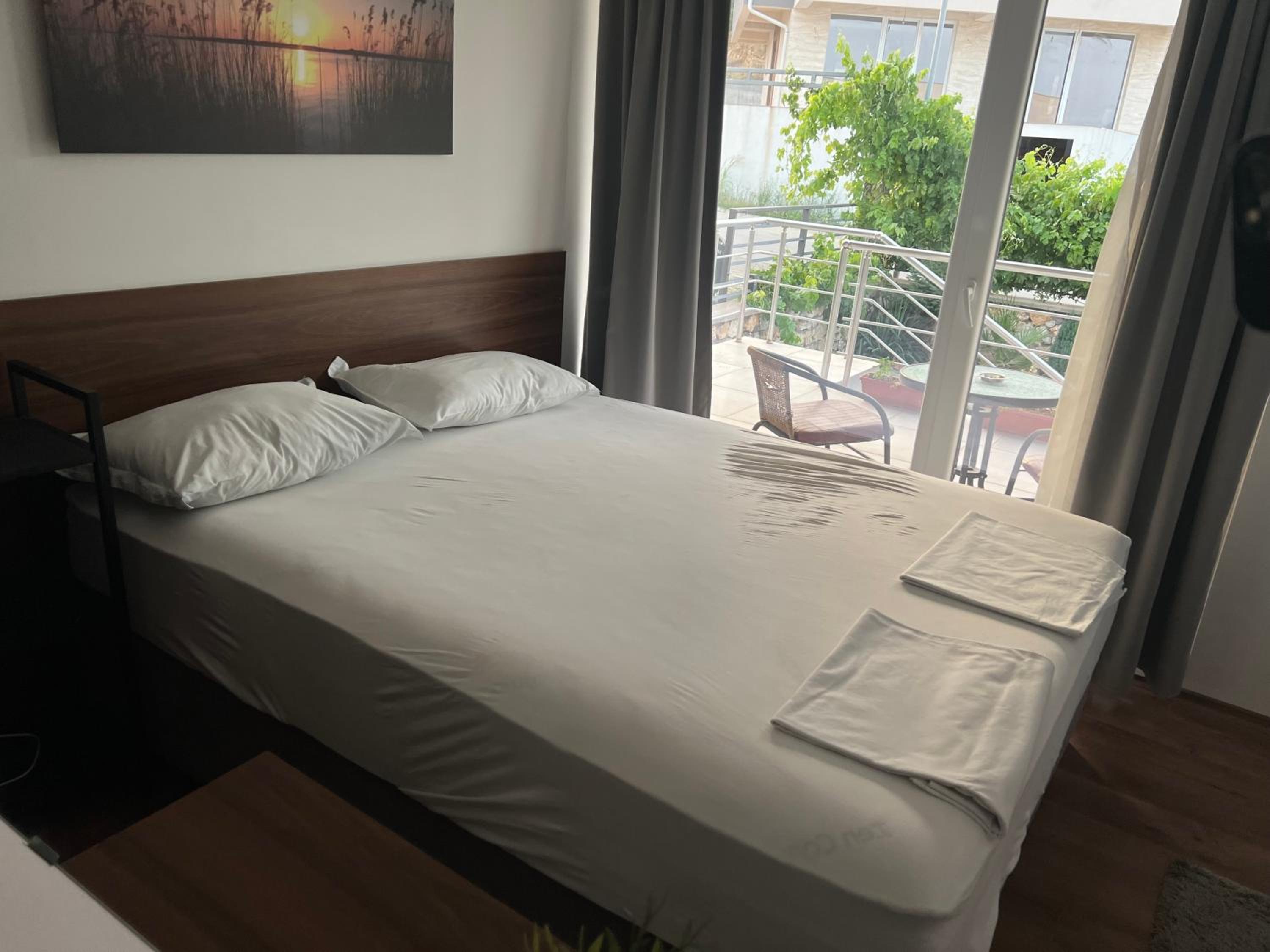 Quadruple Room with Mountain View photo 1