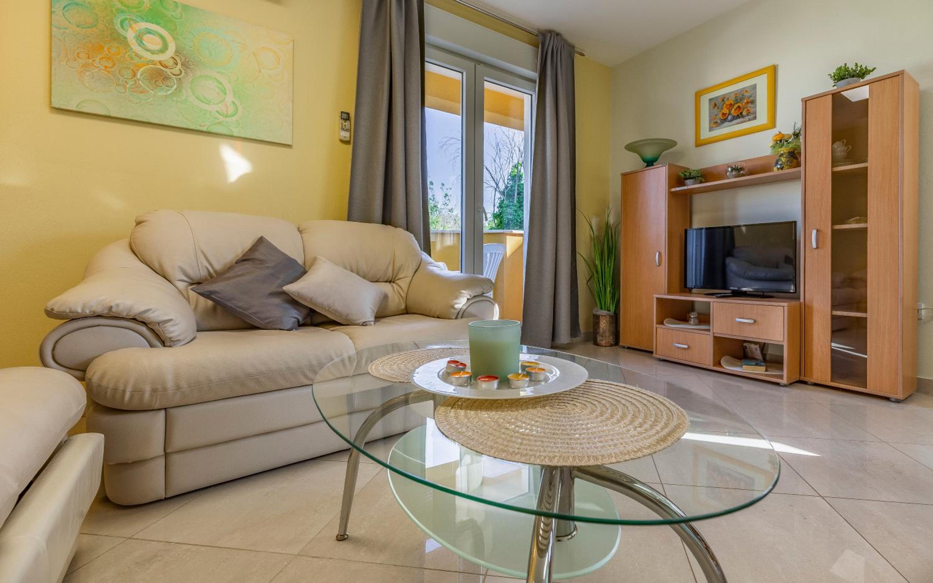 Apartment with Sea View photo 1