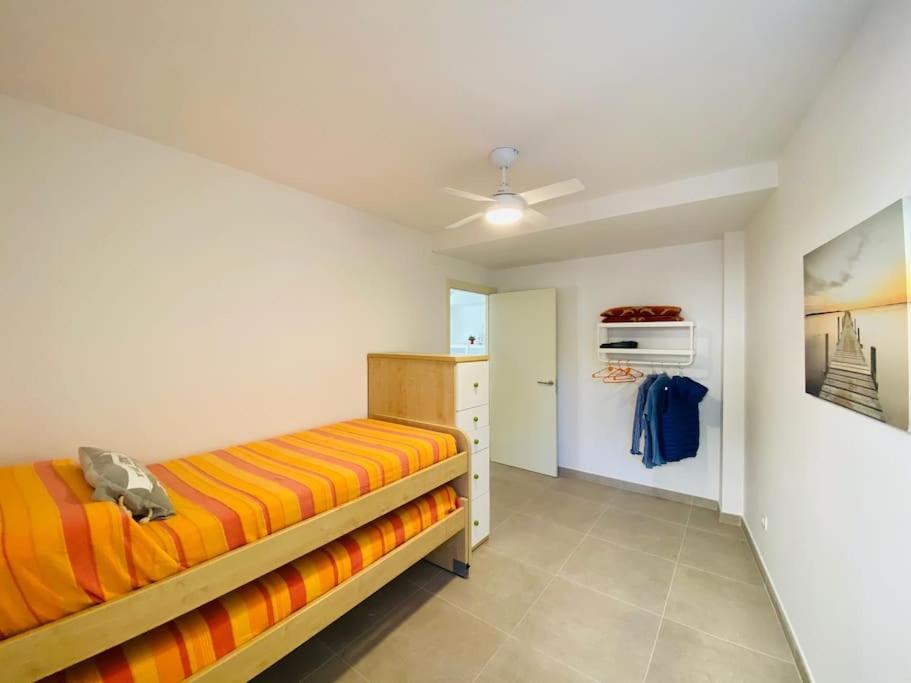 APARTAMENTOS AQUARIUM 100 m2 ビーチの隣, 写真 20