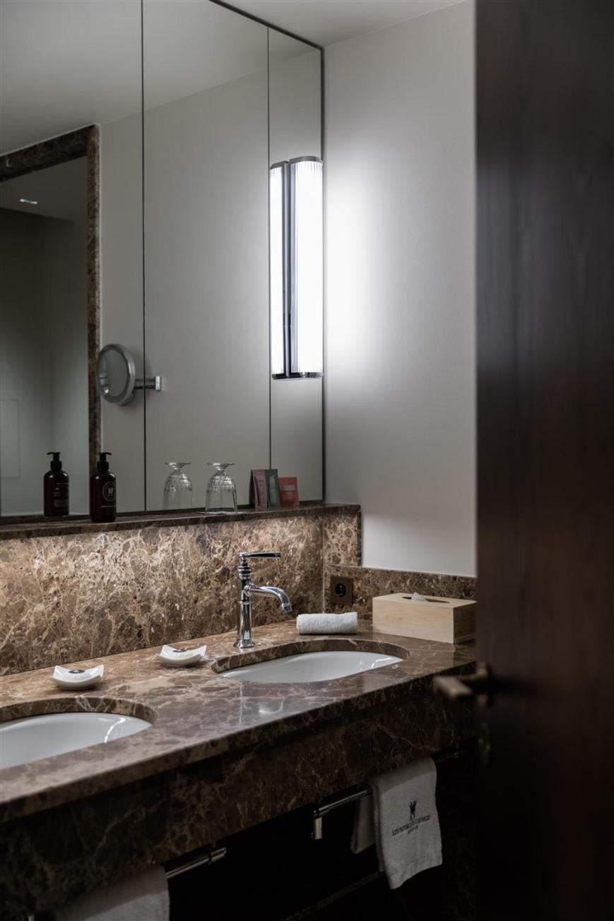 Prestige Room - Photo 15