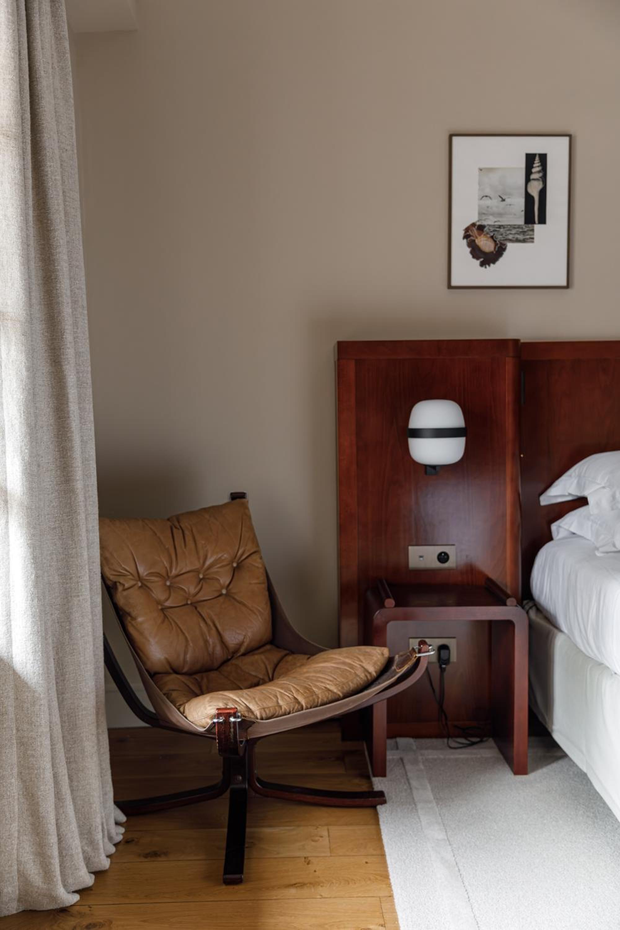Prestige Room - Photo 17