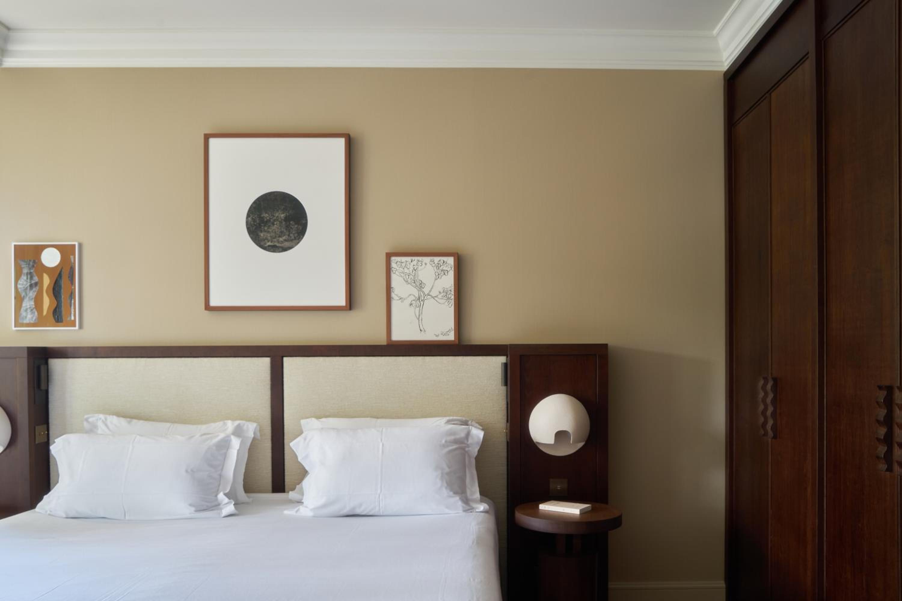 Prestige Room - Photo 8