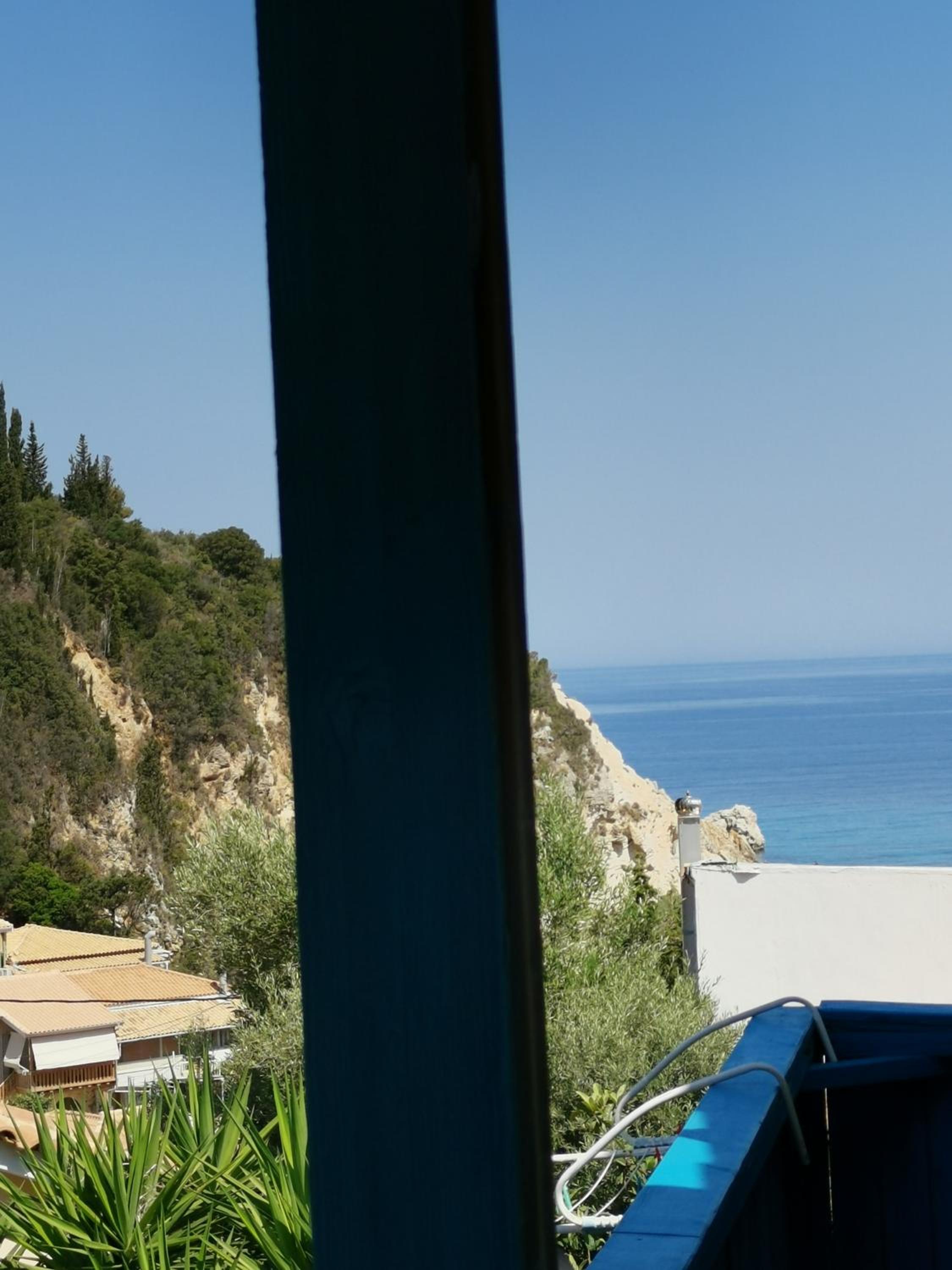 Deluxe Double Room with Balcony and Sea View photo 3