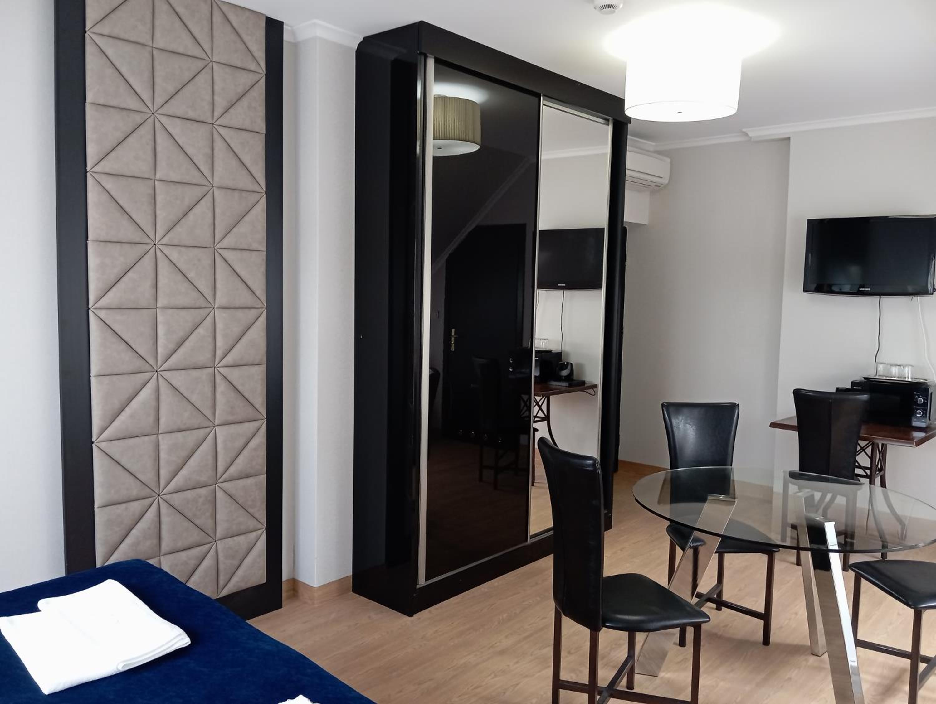Standard Family Room