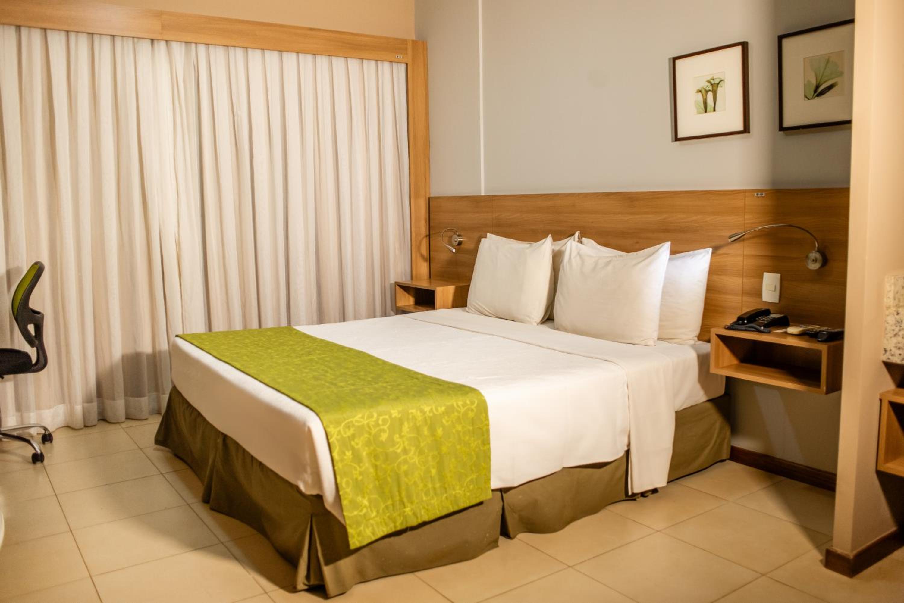 Superior Double Room with double bed - Photo 1