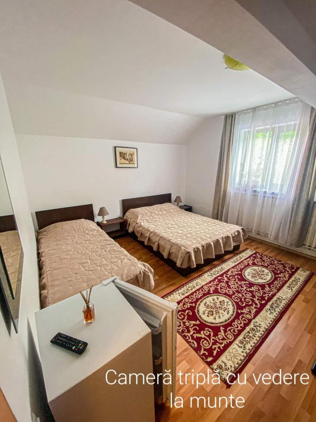 Triple Room - Photo 11