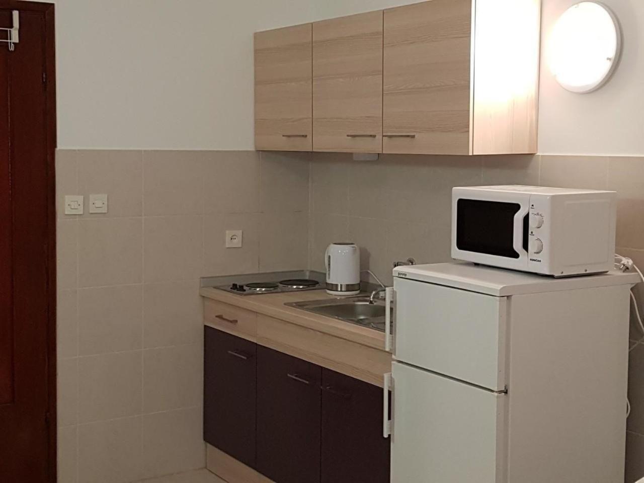Apartment photo 2