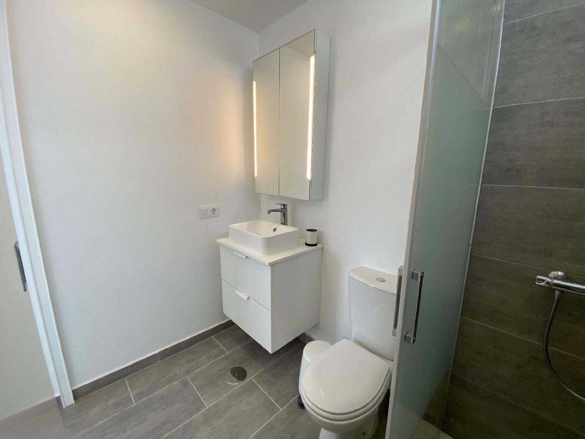 Apartment photo 2