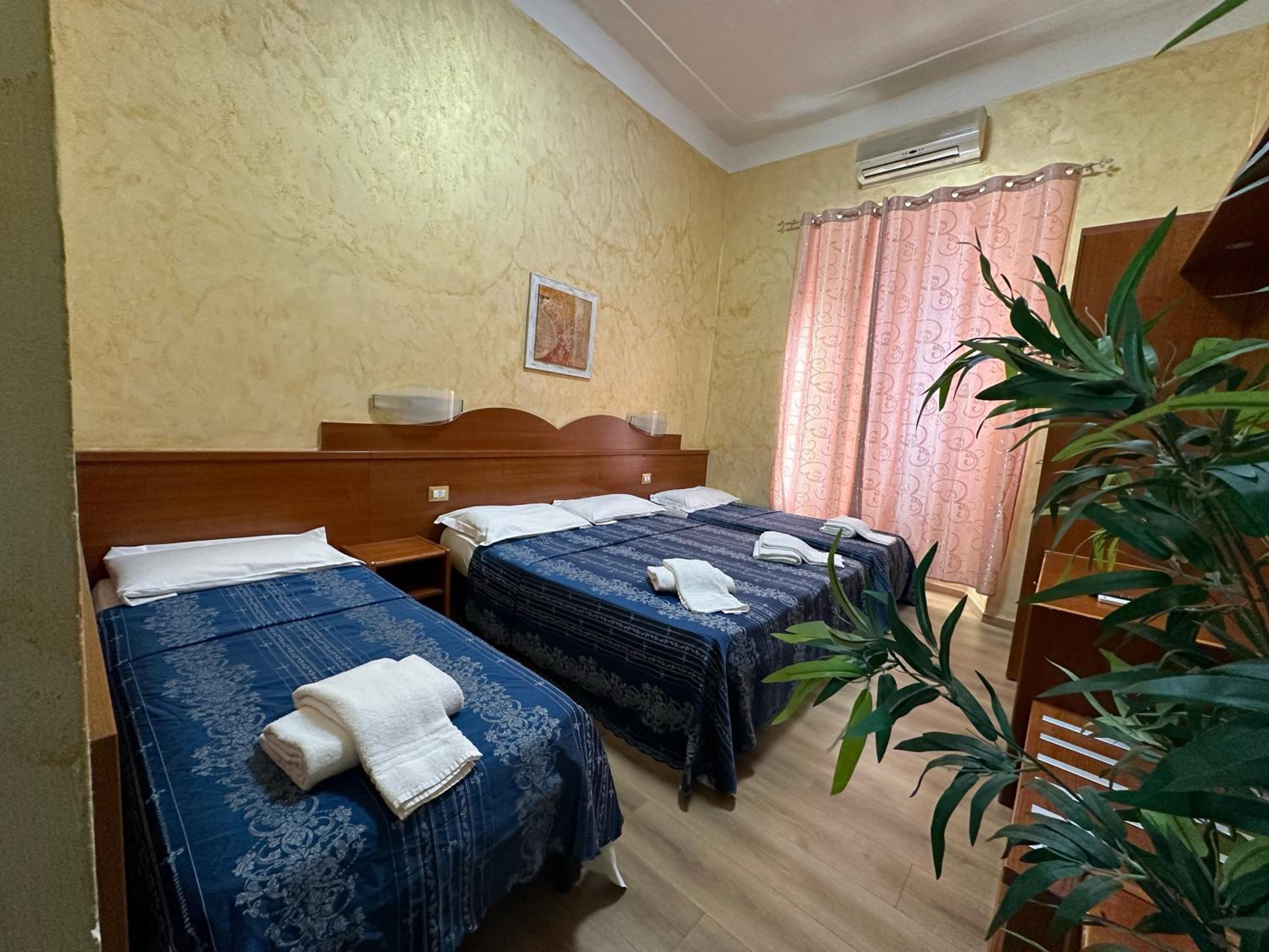 Quadruple Room photo 2