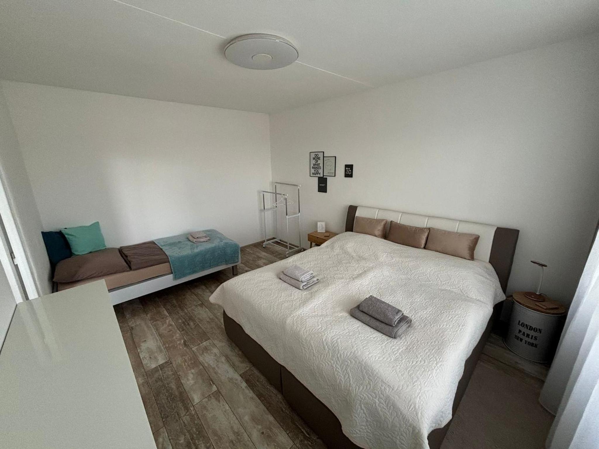 One-Bedroom Apartment photo 2