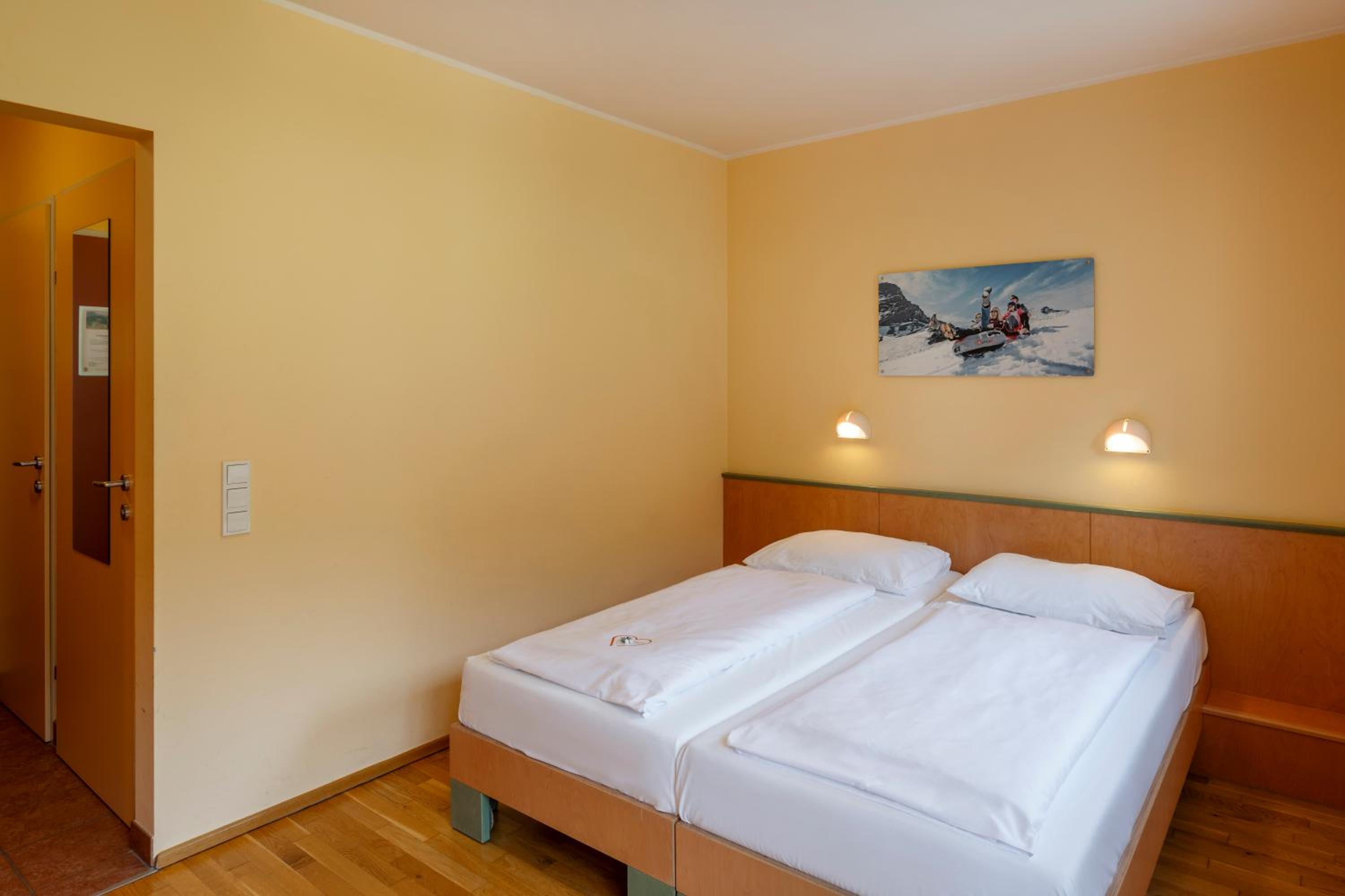Double Room - Photo 6
