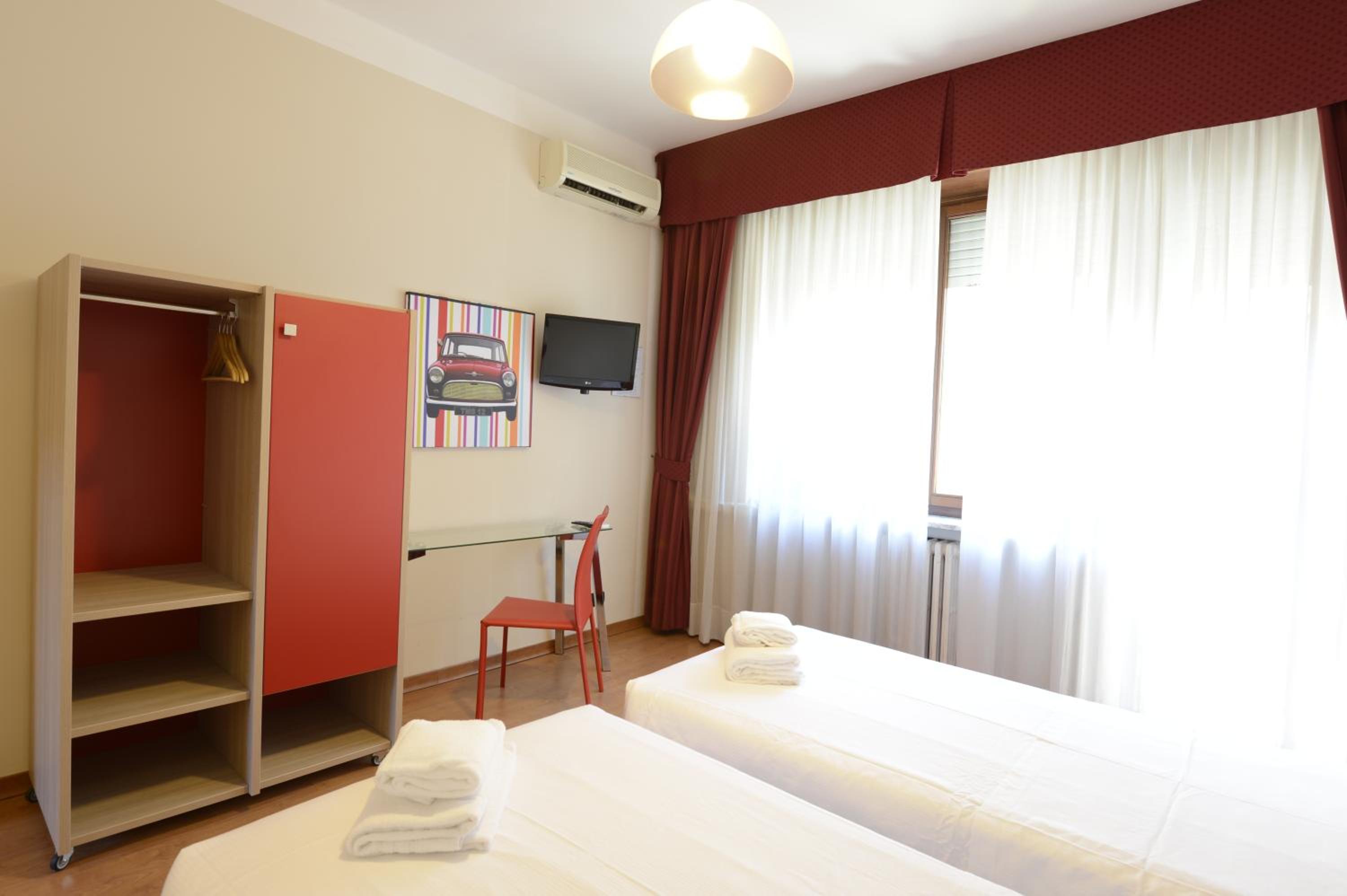 Triple Room - Photo 3