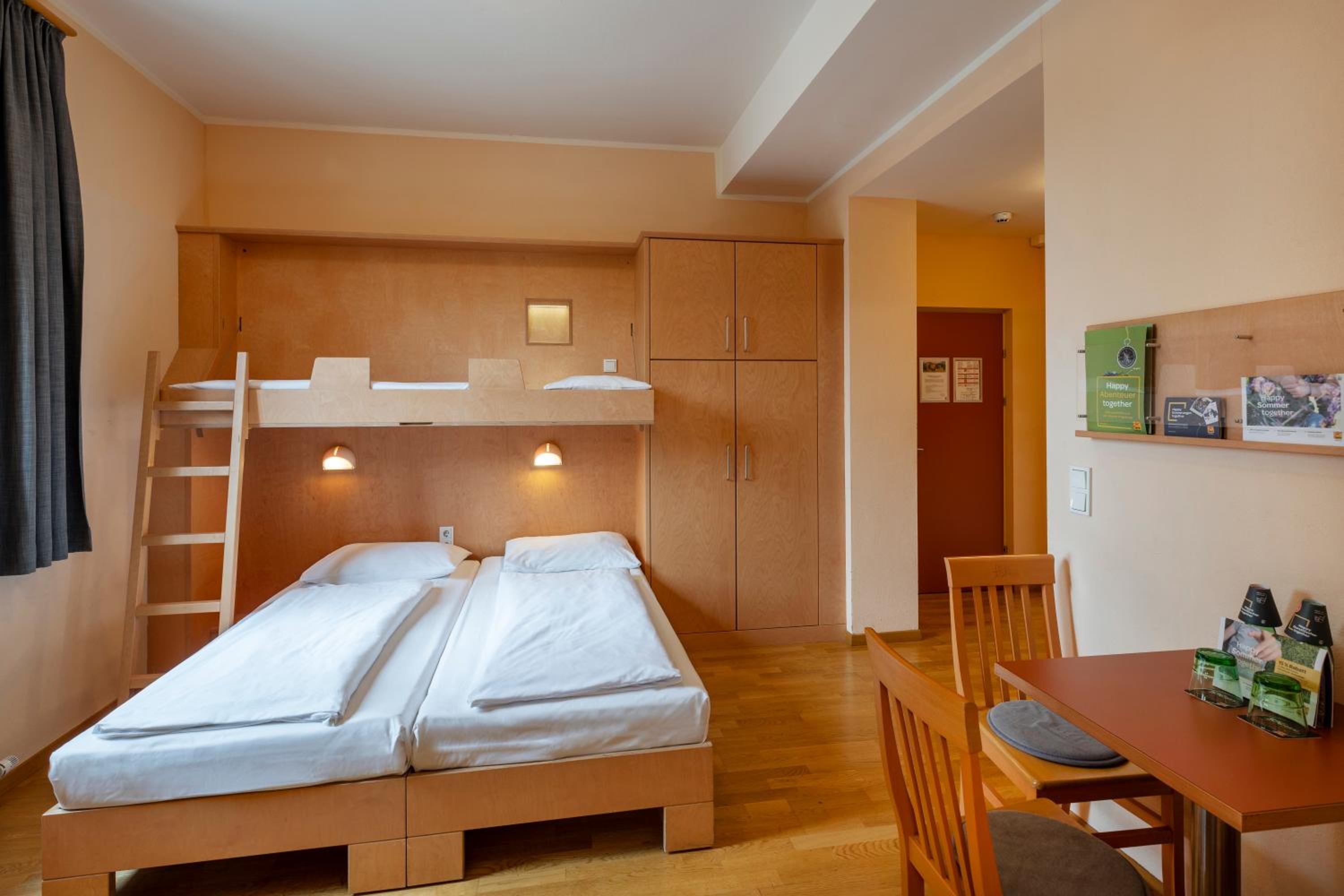 Triple Room - Photo 6