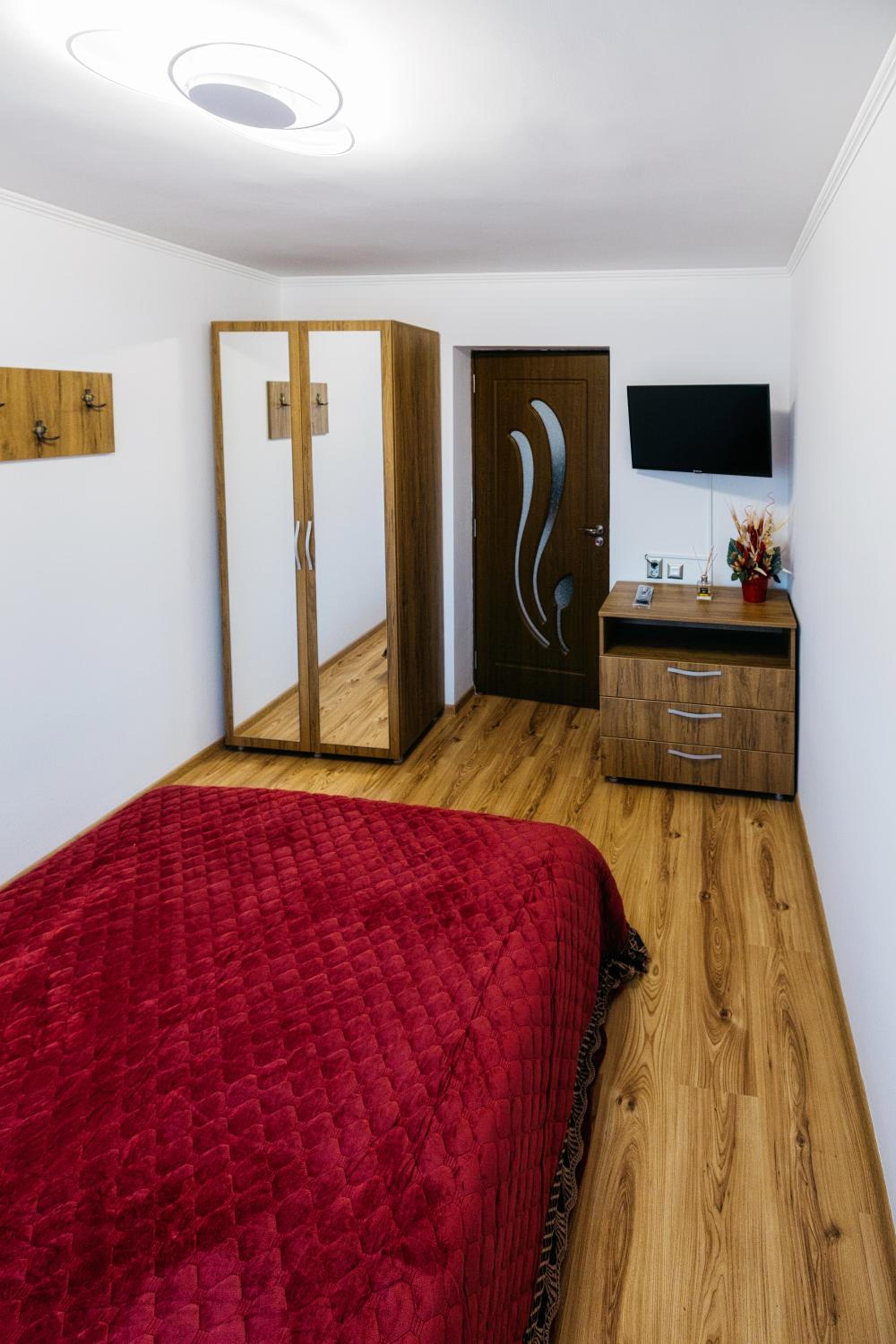Double Room with Shared Bathroom photo 2