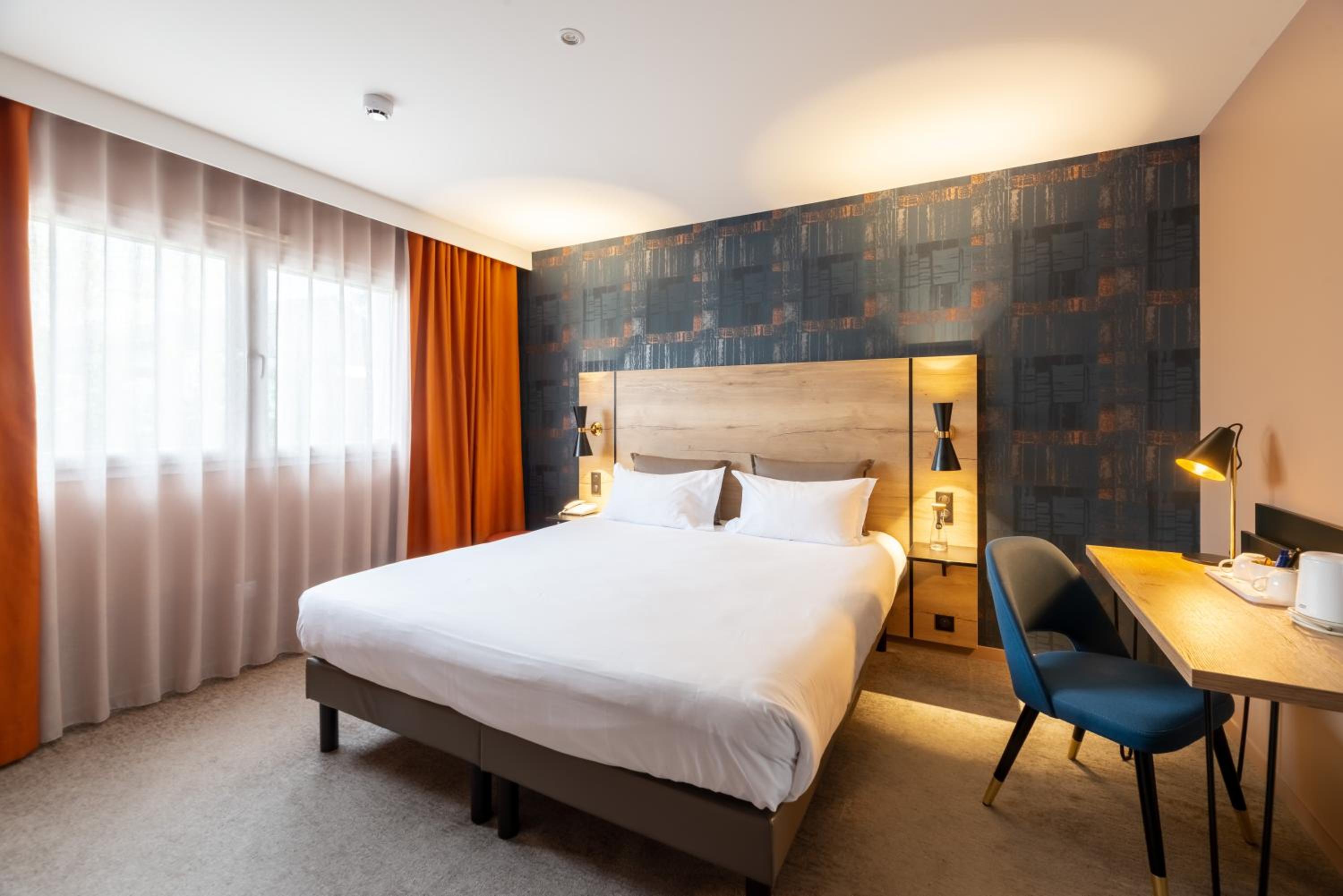 Double Room - Disability Access - Photo 1