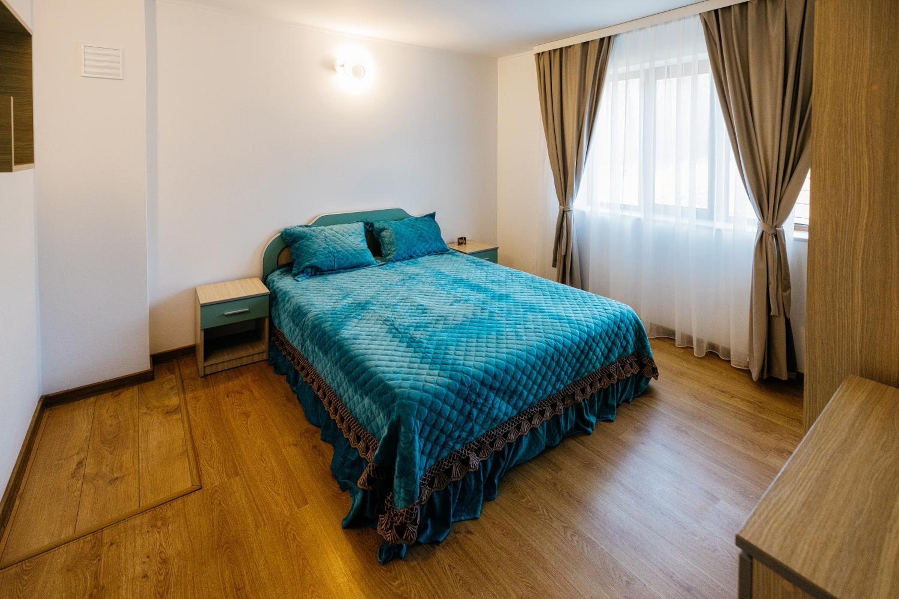 Double Room with Shared Bathroom photo 1