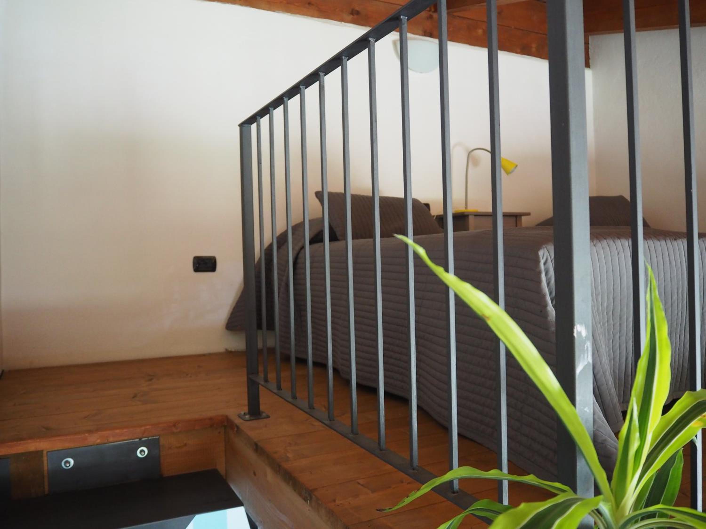 Family Room - Photo 8