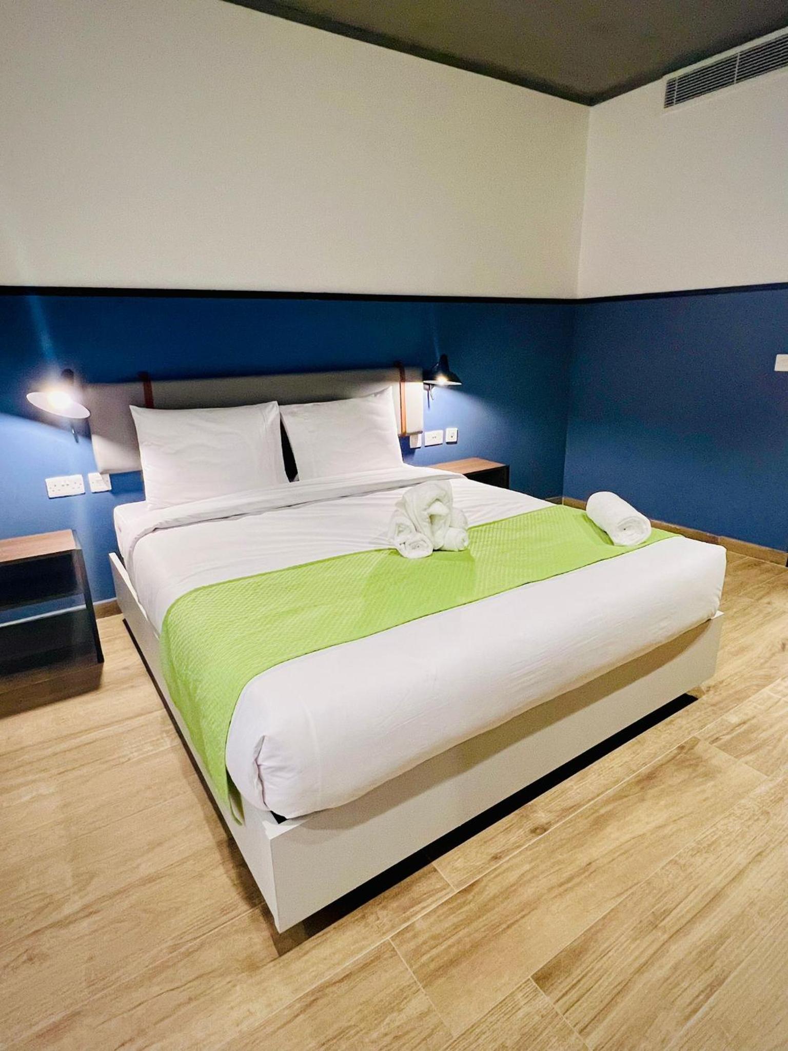 Double Room - Disability Access photo 2