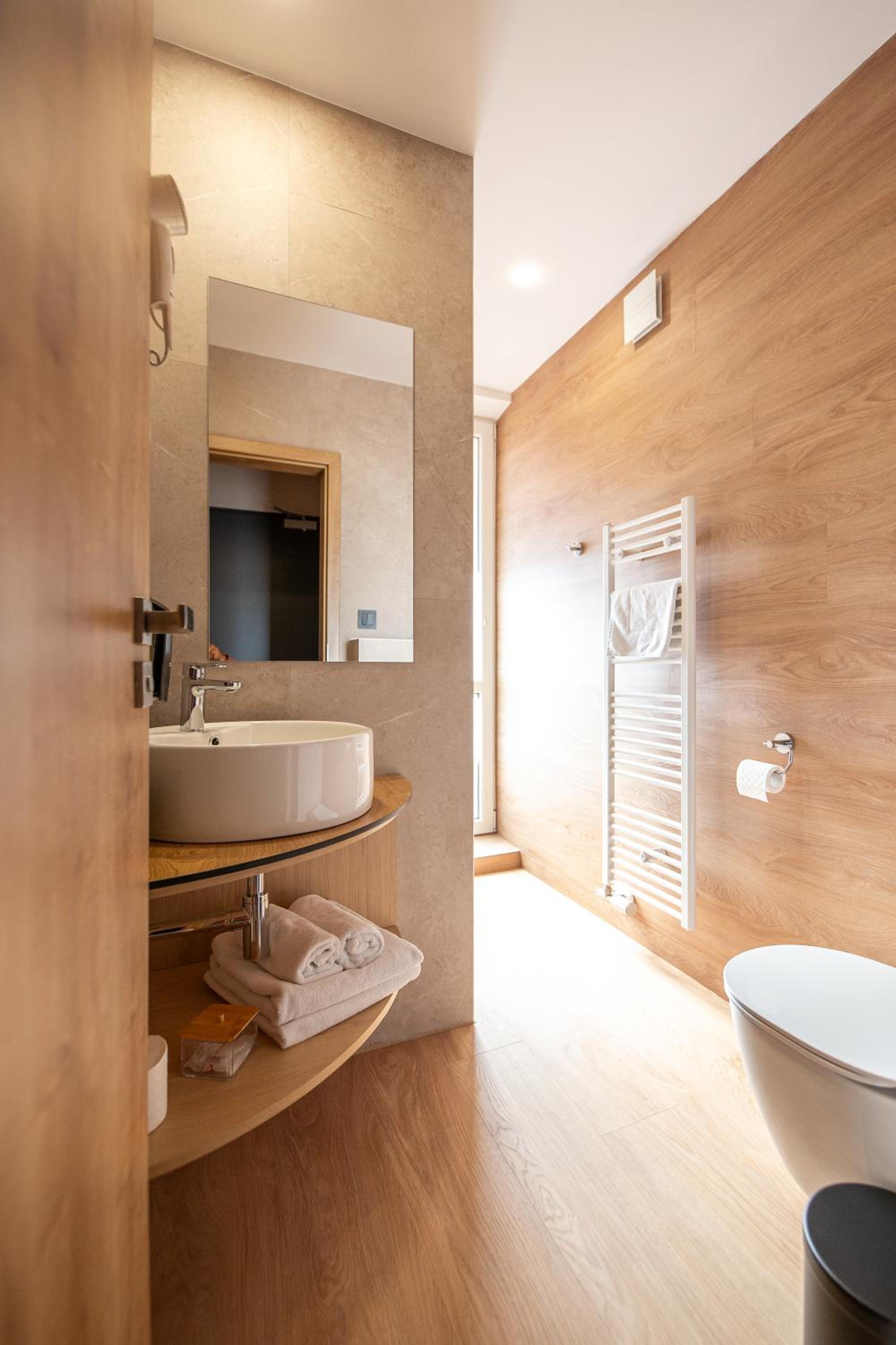 Standard Double Suite - Photo 9