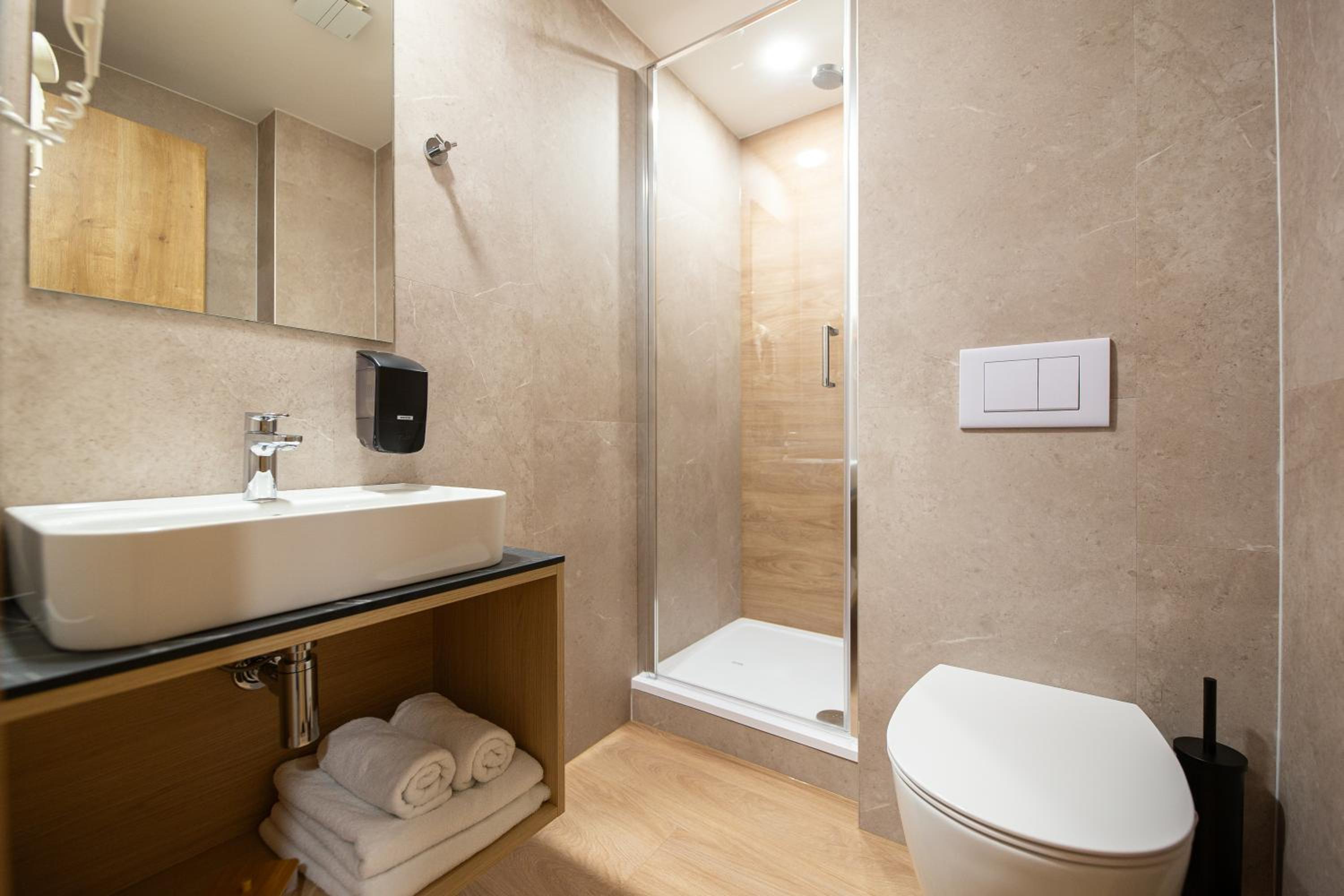 Junior Suite - Photo 24