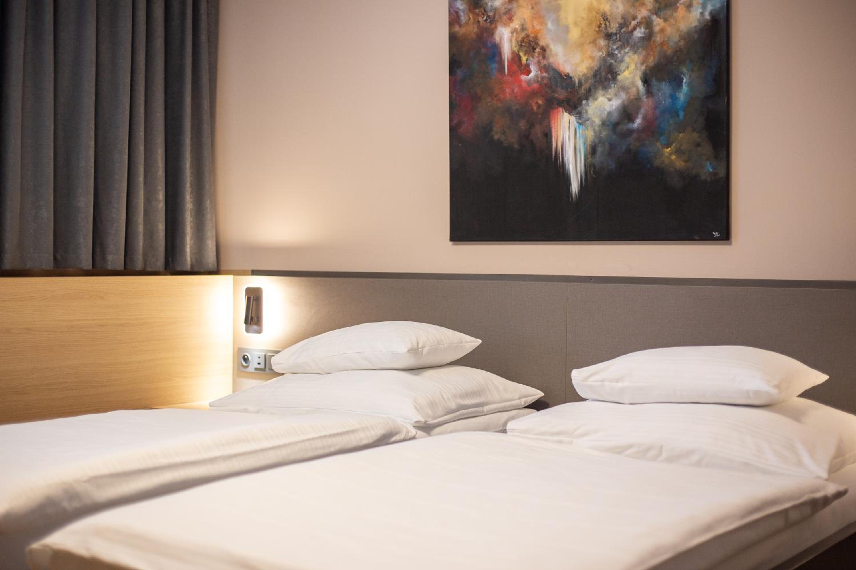 Standard Double Suite - Photo 5