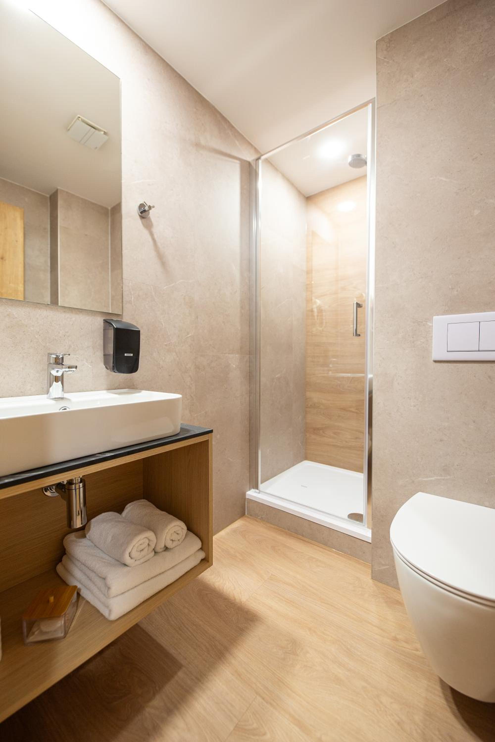 Junior Suite - Photo 31