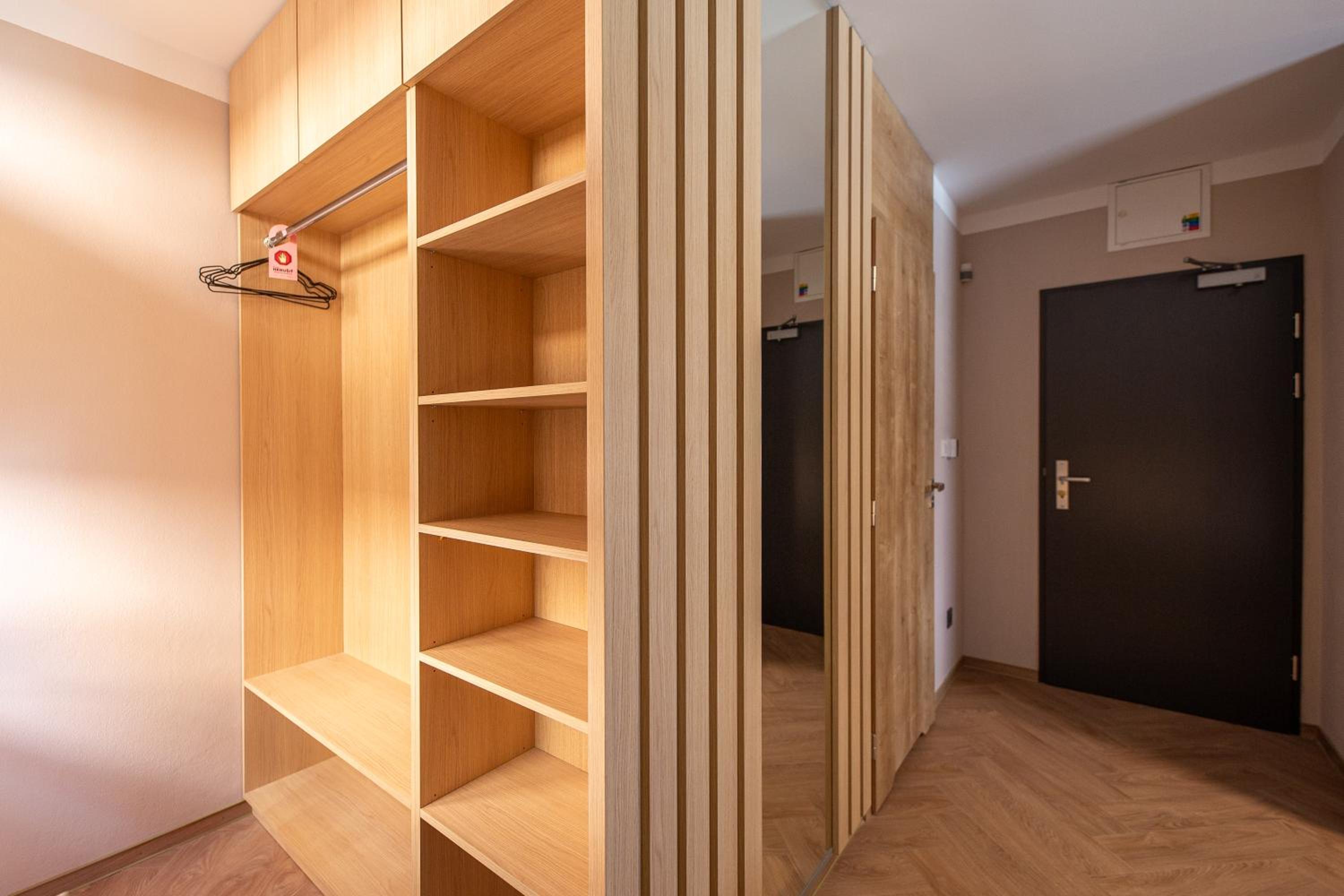Twin Room - Photo 4