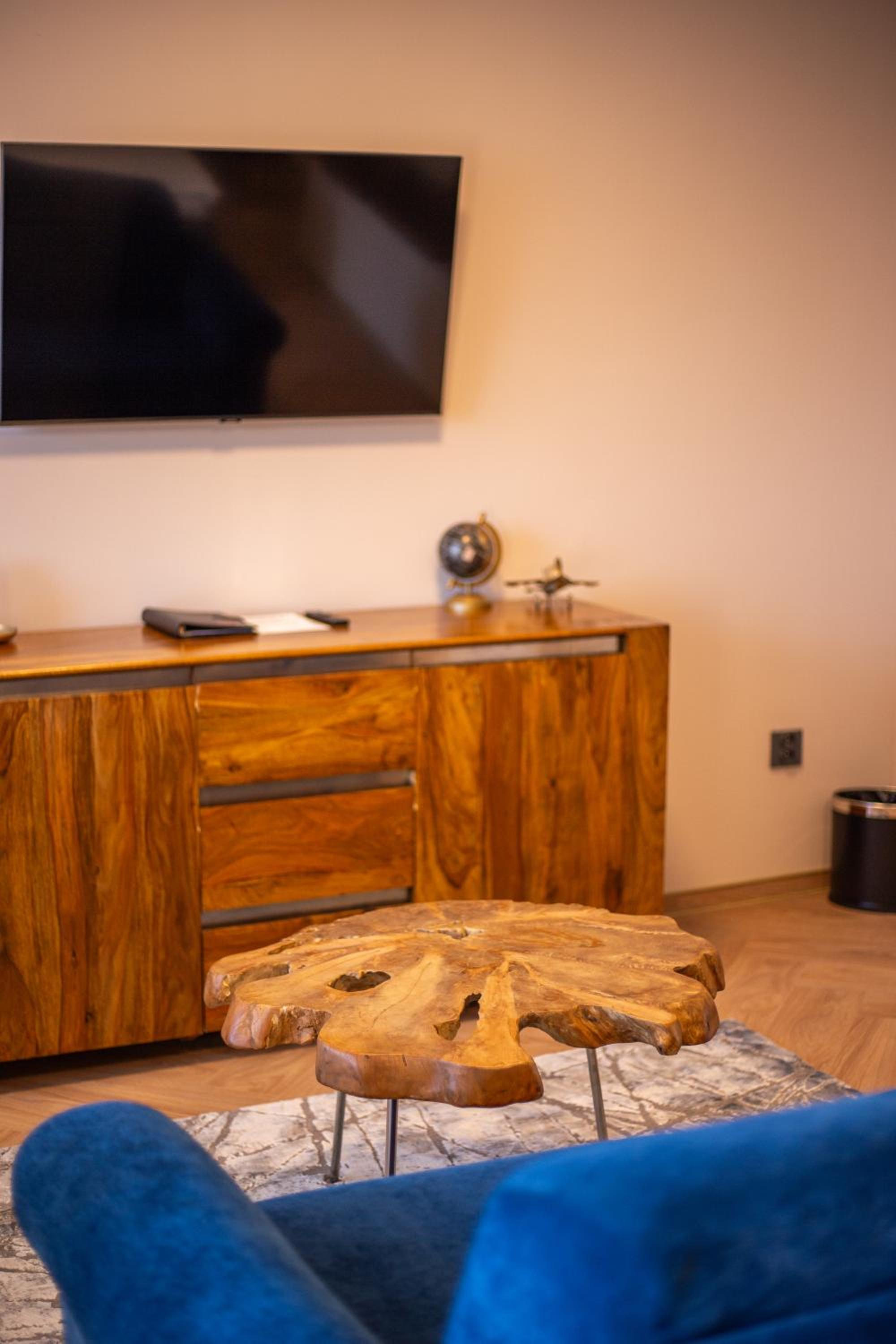 Junior Suite - Photo 13