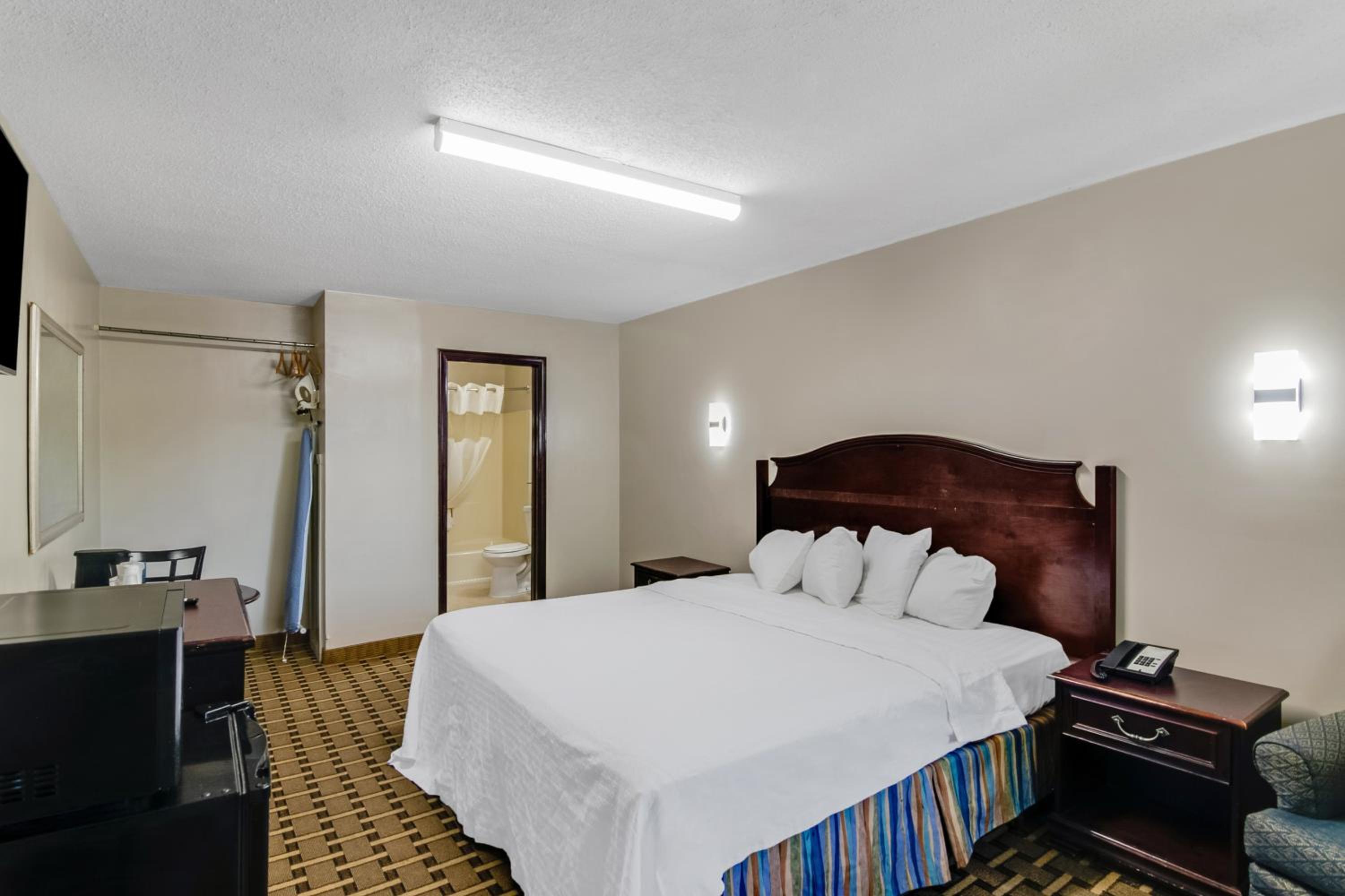 Single Room with Bathroom